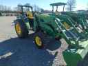 John Deere 4052R Image