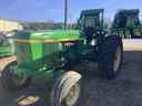 John Deere 2940 Image