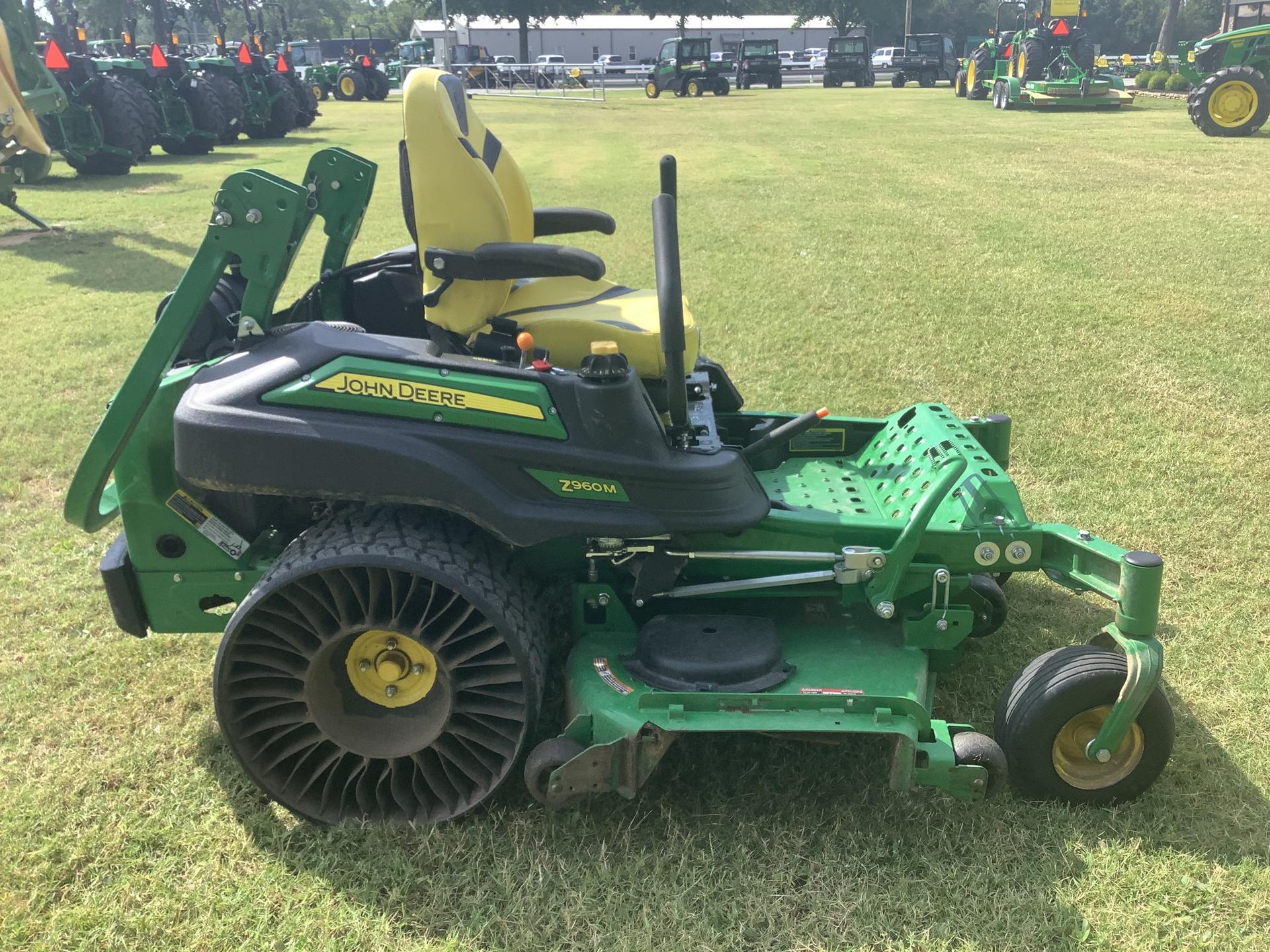 2022 John Deere Z960M