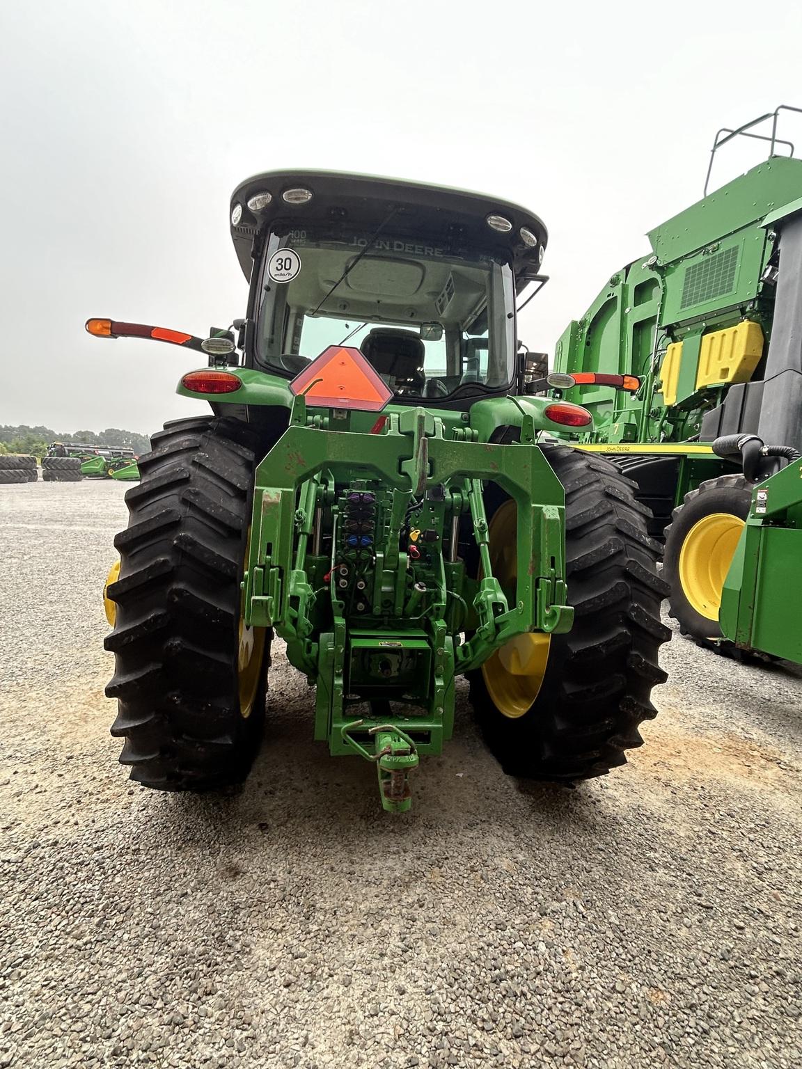 2018 John Deere 8320R