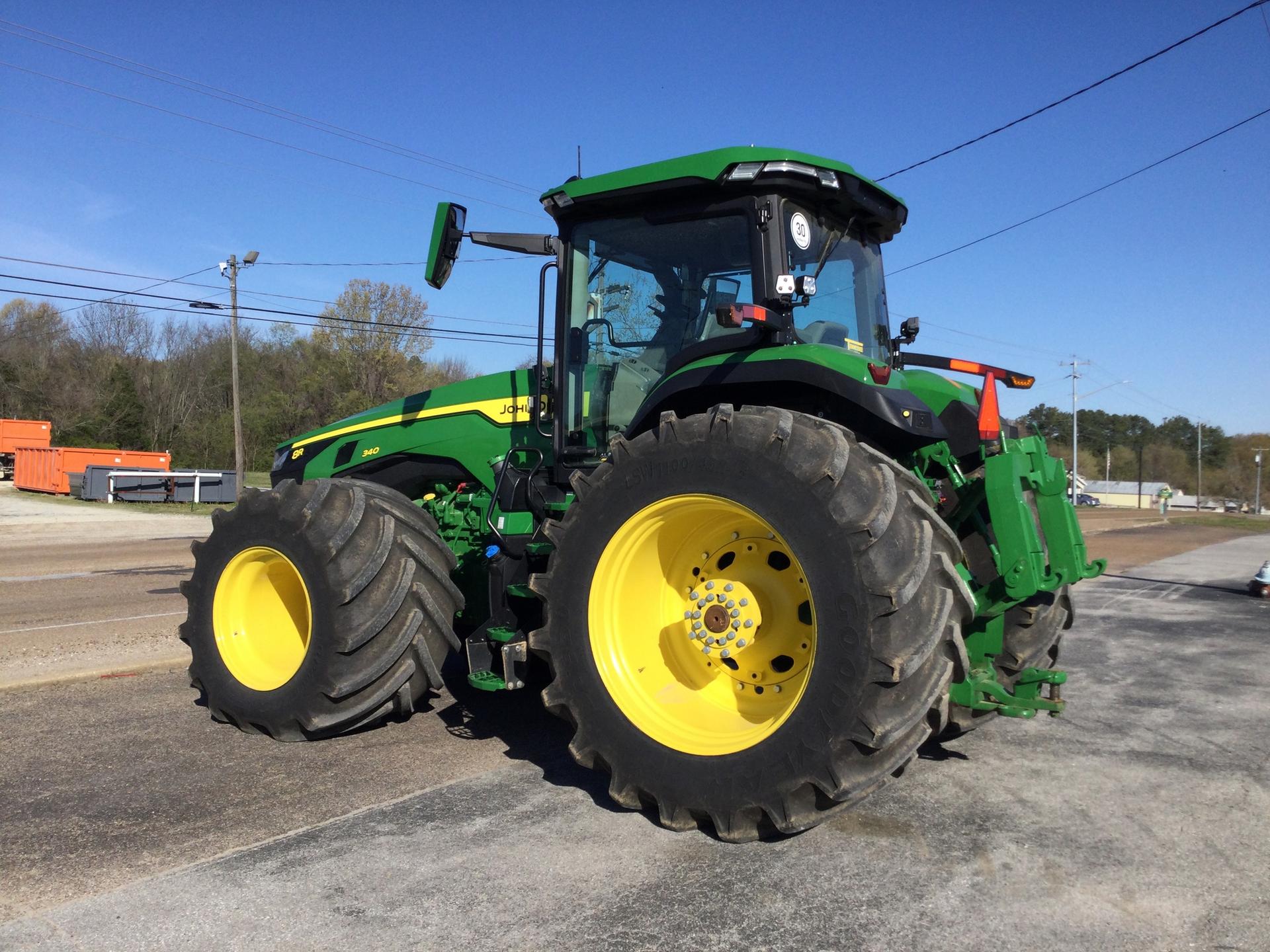 2023 John Deere 8R 340