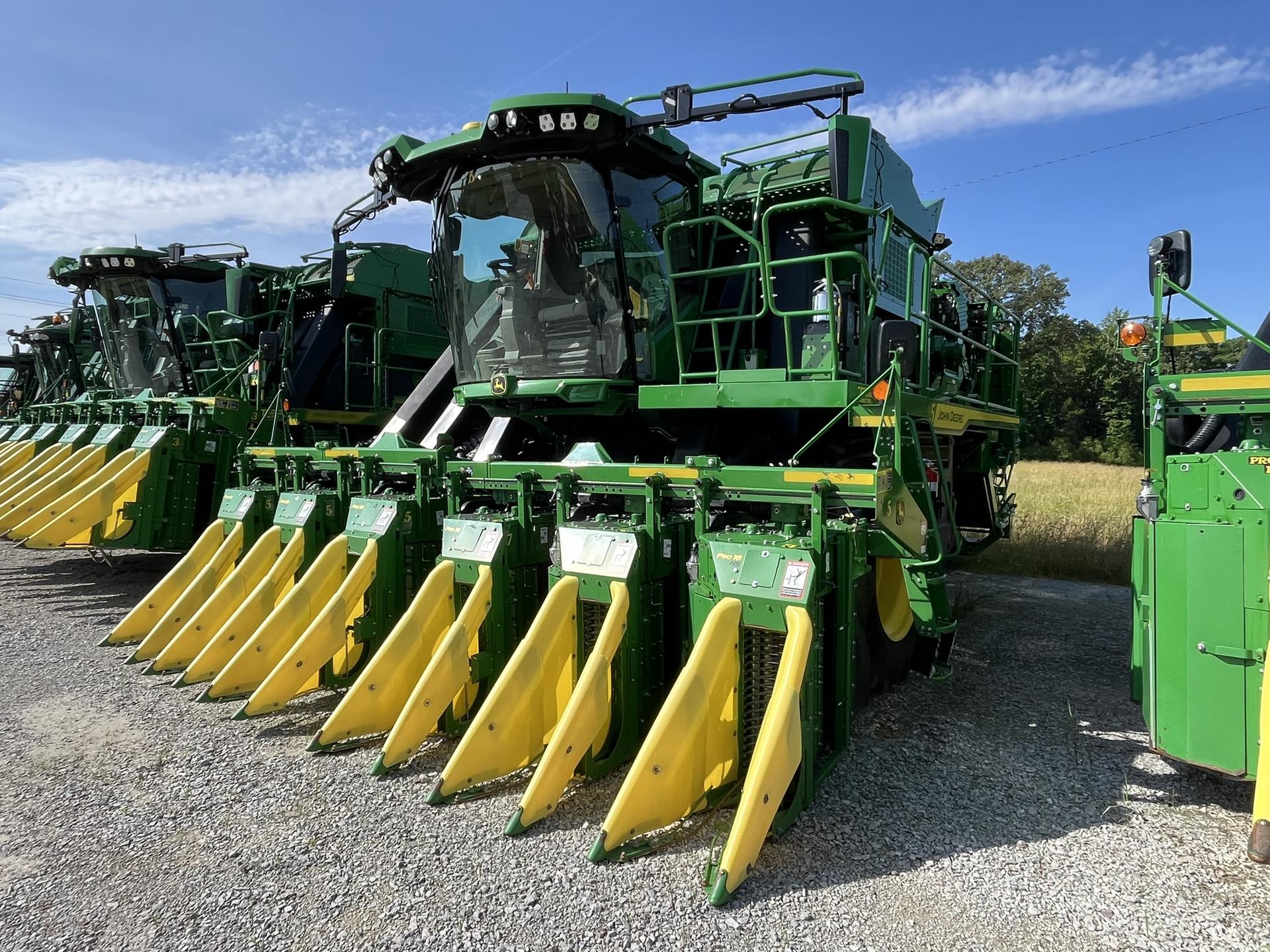 2023 John Deere CP770