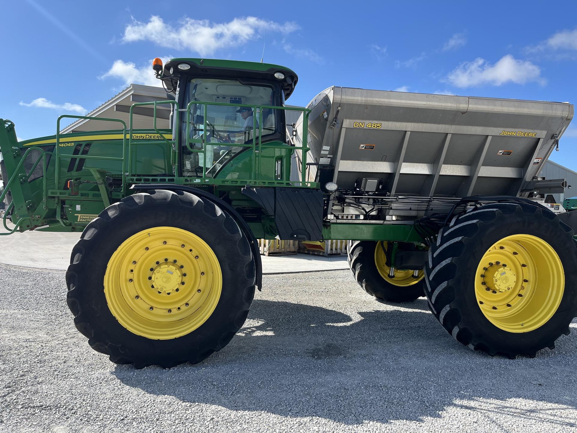 2021 John Deere R4045