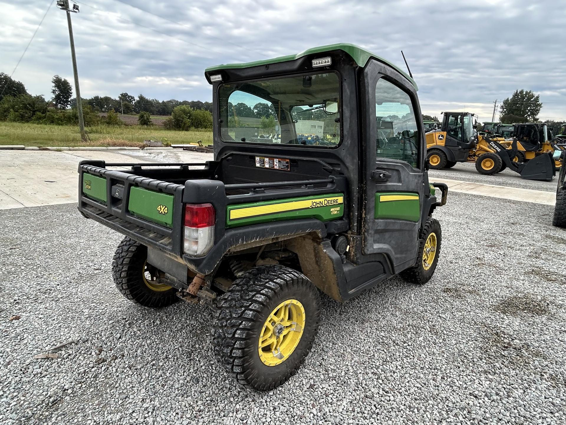 2020 John Deere XUV 835R Image