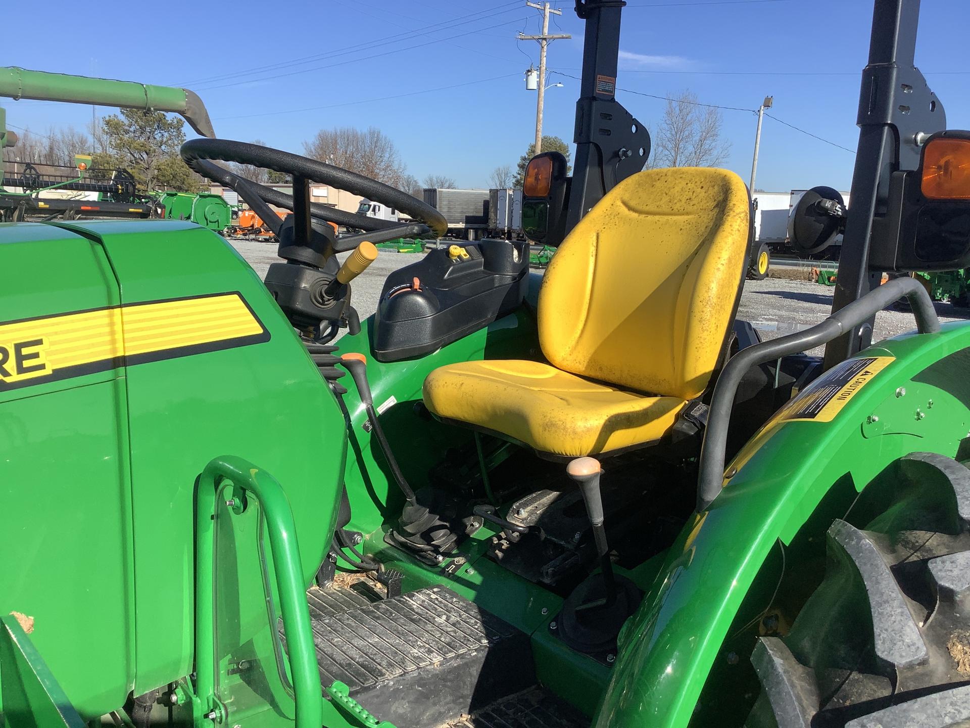 2021 John Deere 5075E