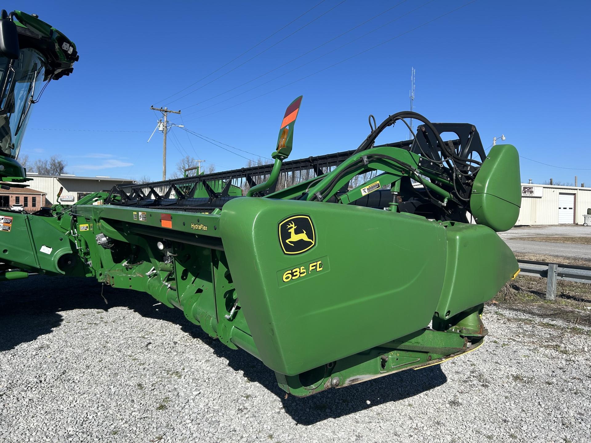 2012 John Deere 635FD Image