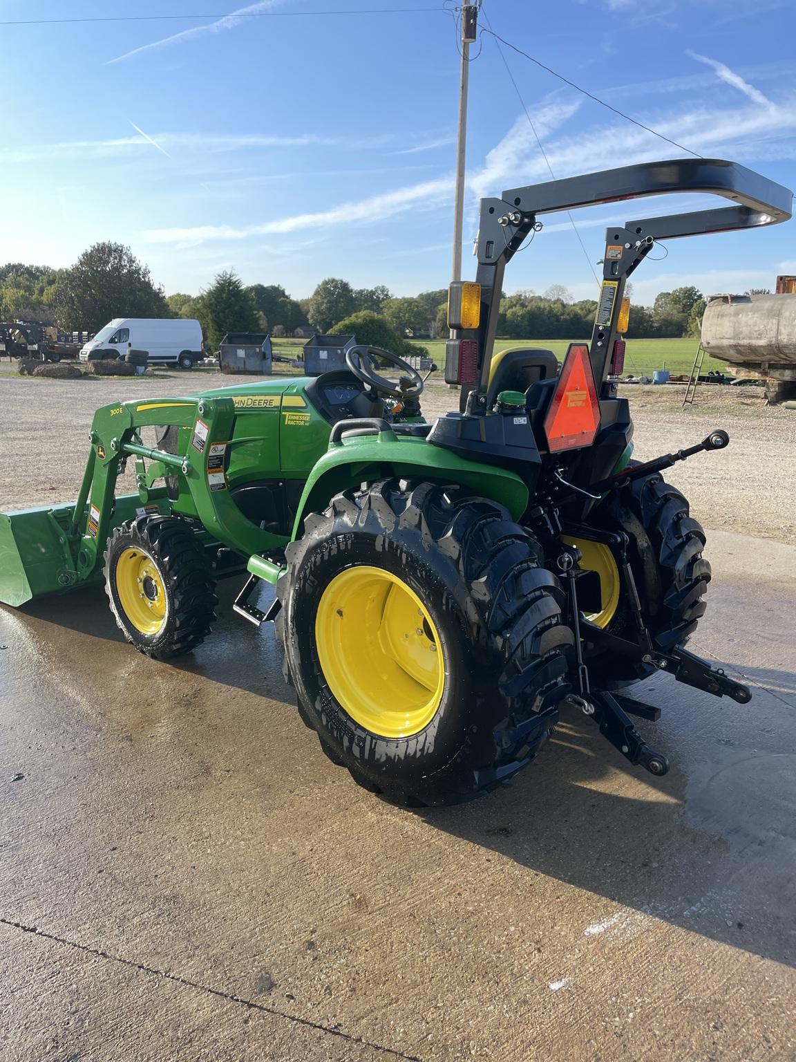 2023 John Deere 3025E