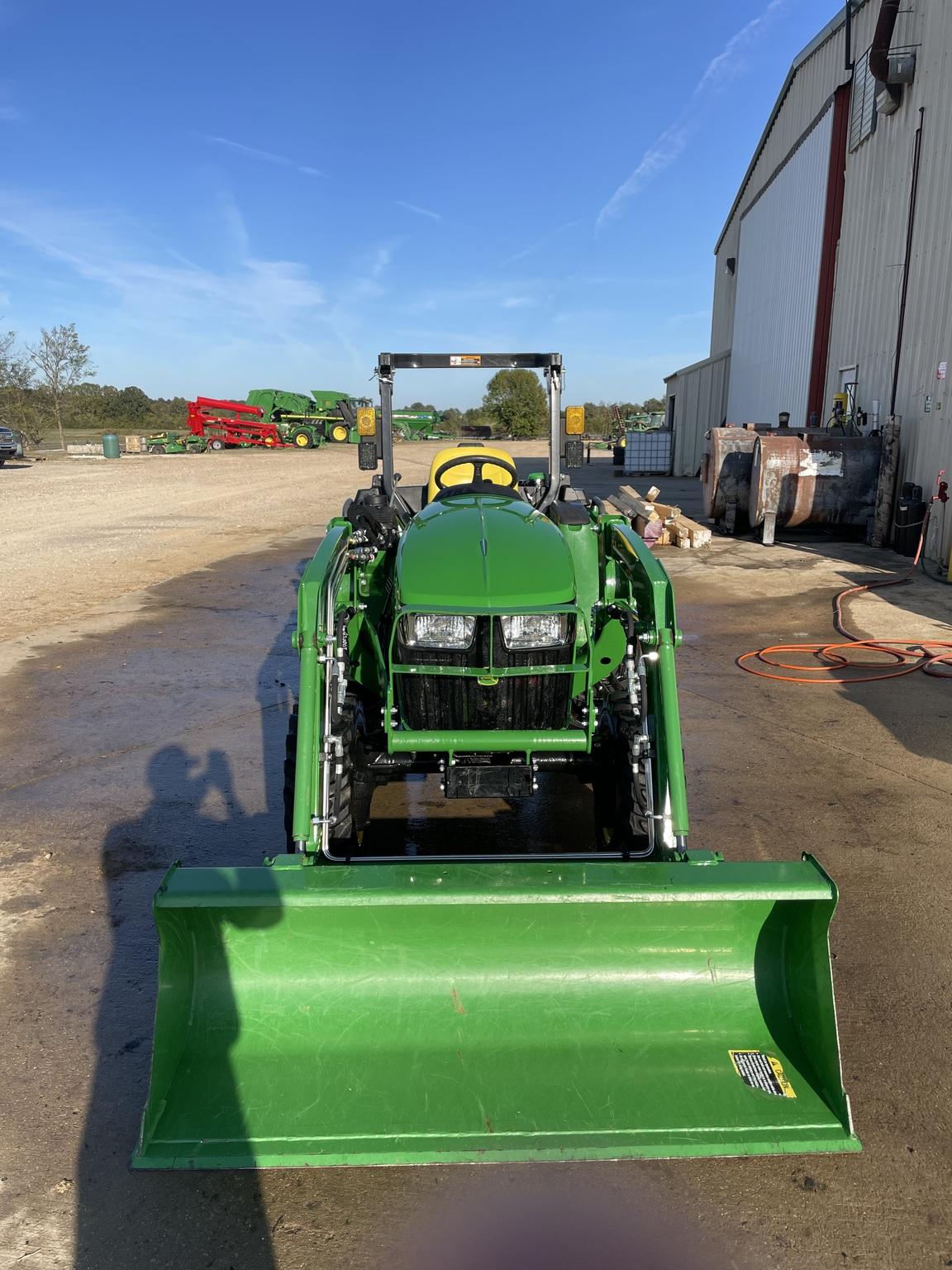 2023 John Deere 3025E