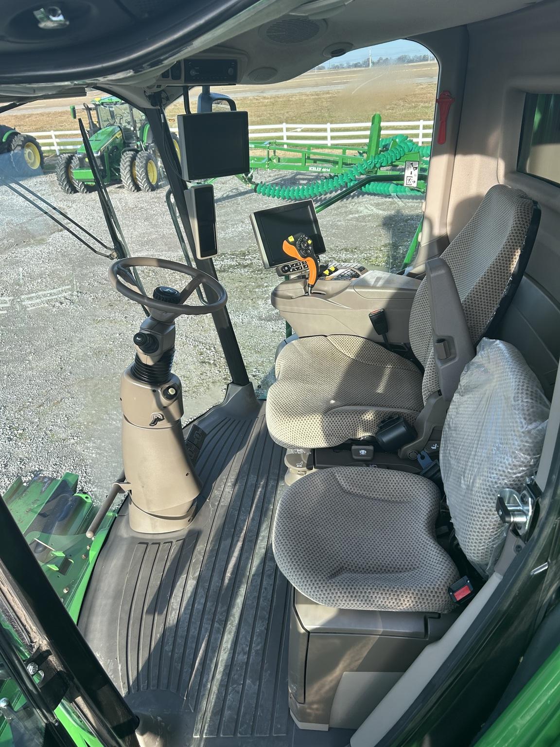 2020 John Deere S780 Image