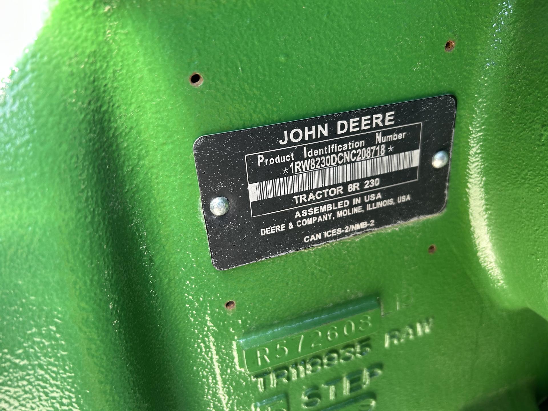 2022 John Deere 8R 230 Image