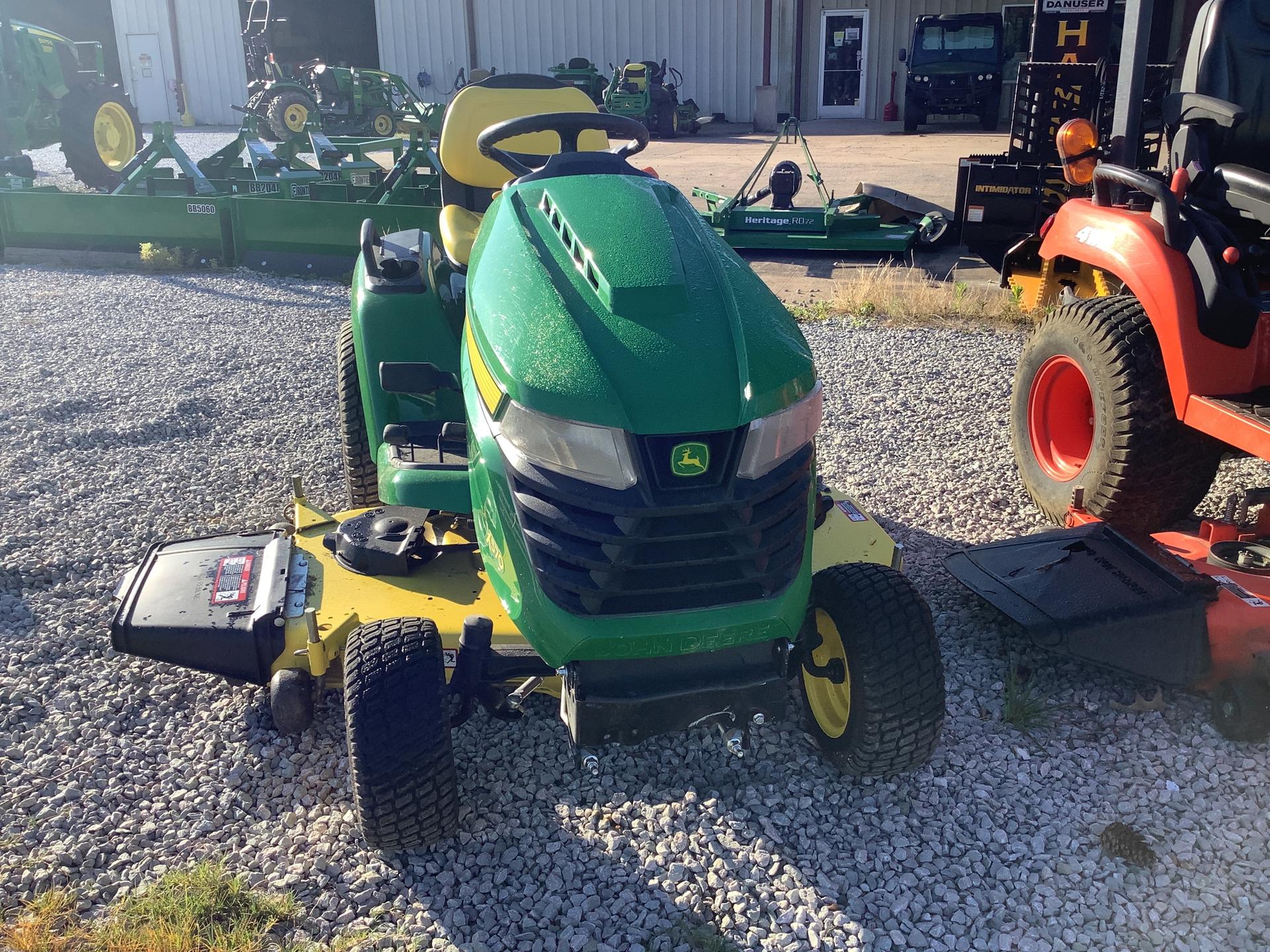 2019 John Deere X570