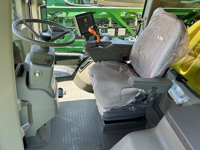 2019 John Deere R4030