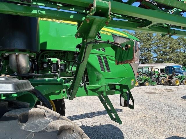 2019 John Deere R4030 Image