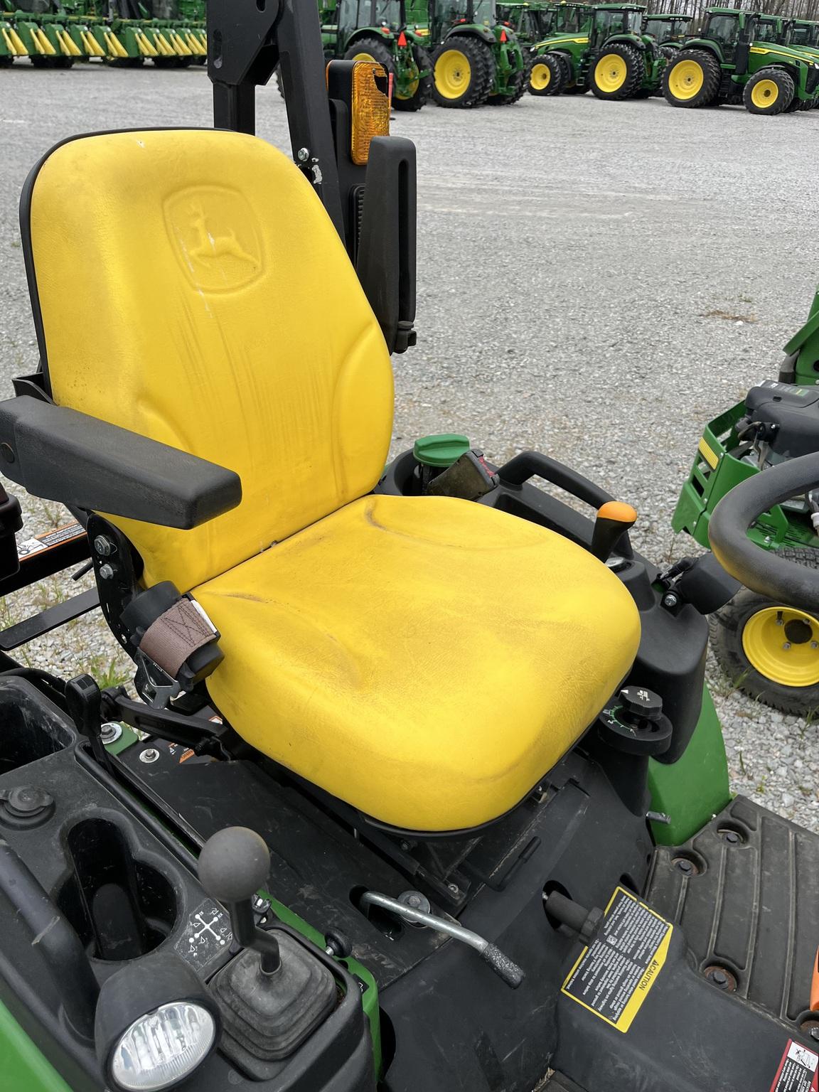 2019 John Deere 1025R