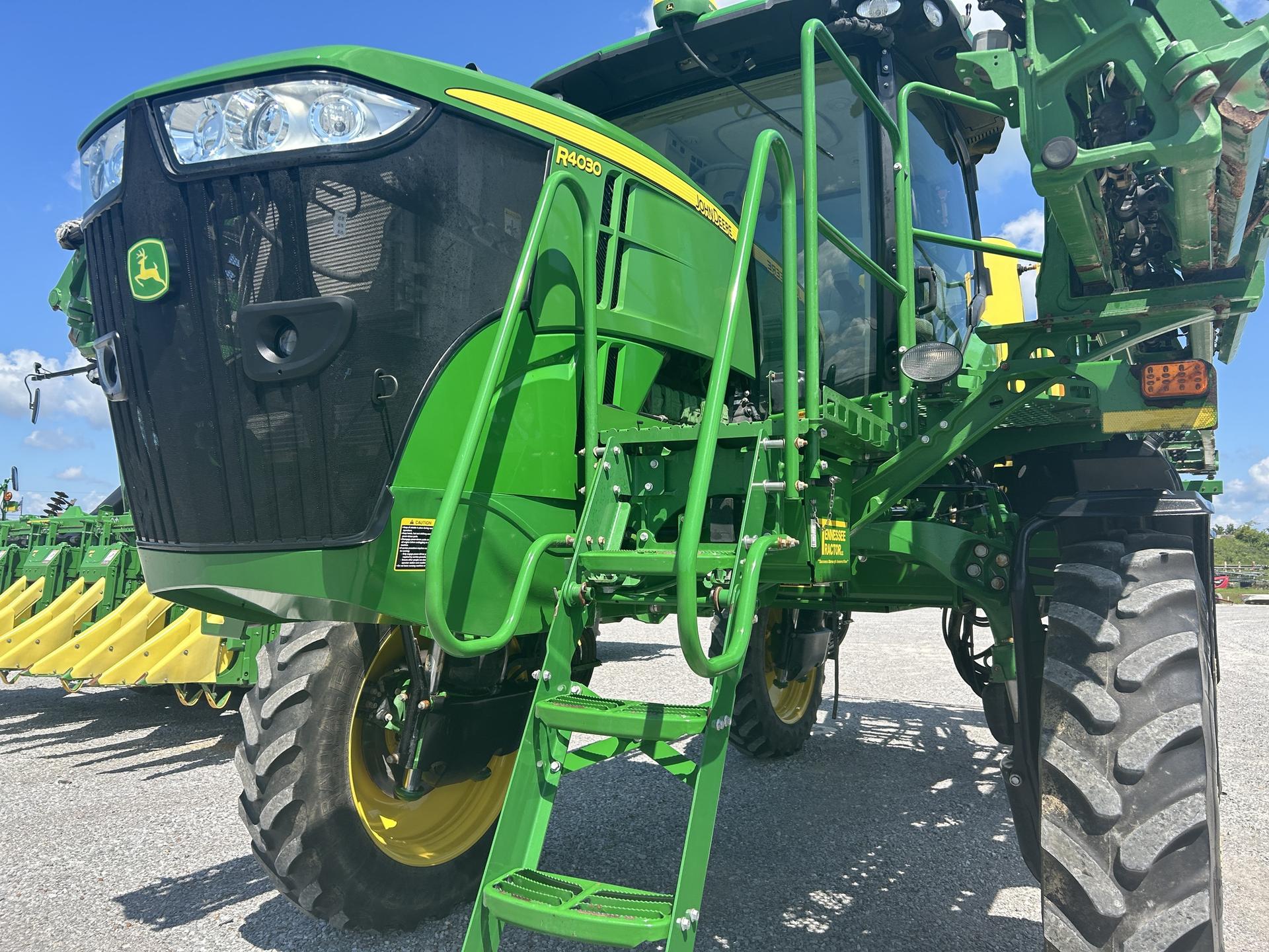 2017 John Deere R4030