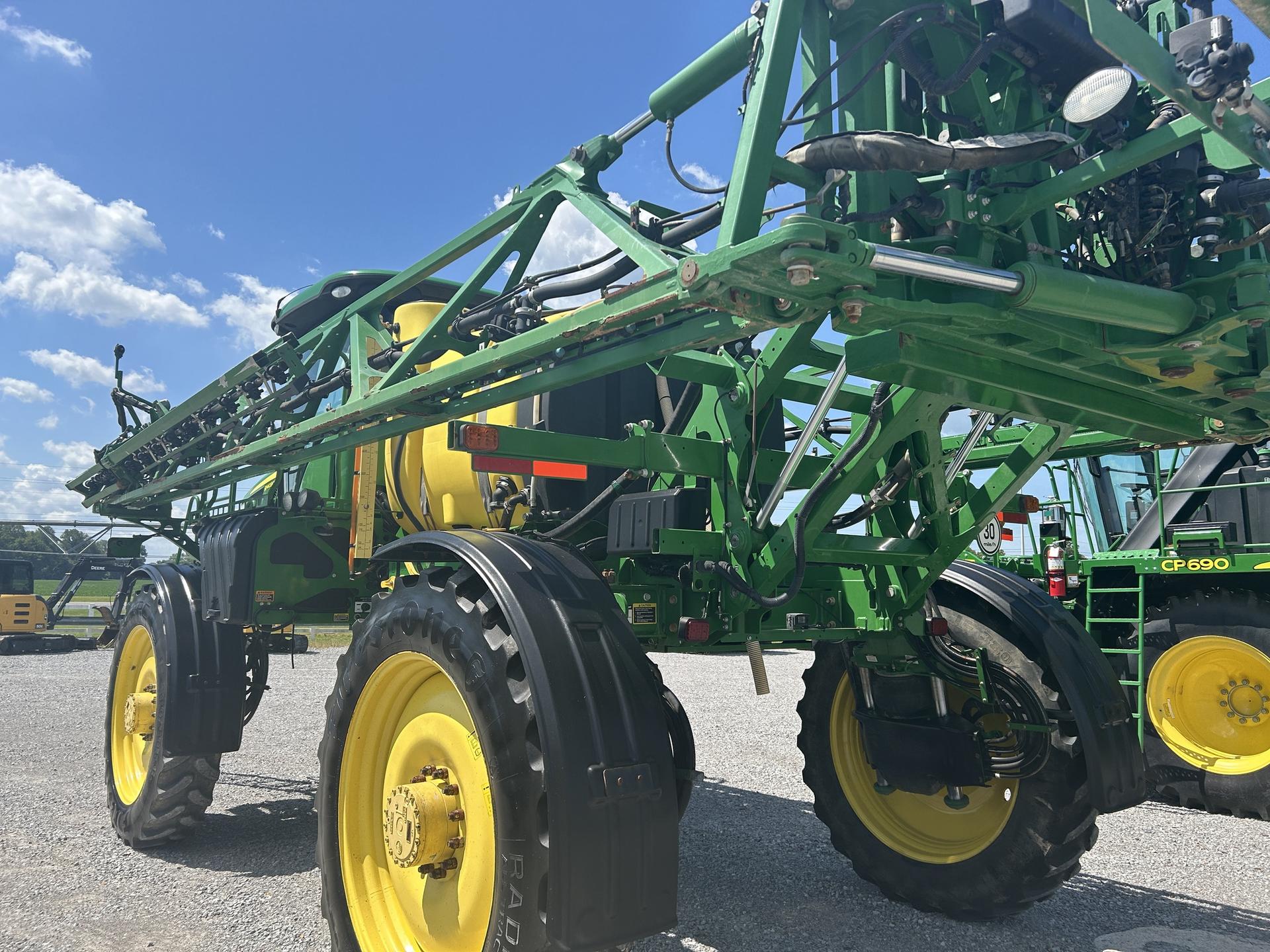 2017 John Deere R4030