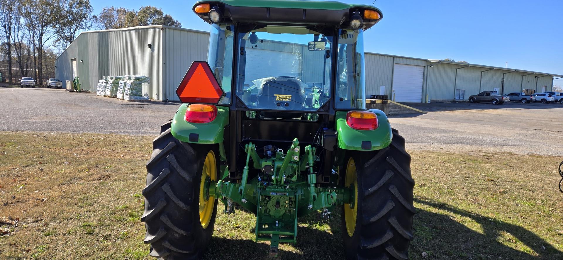 2022 John Deere 5065E Image