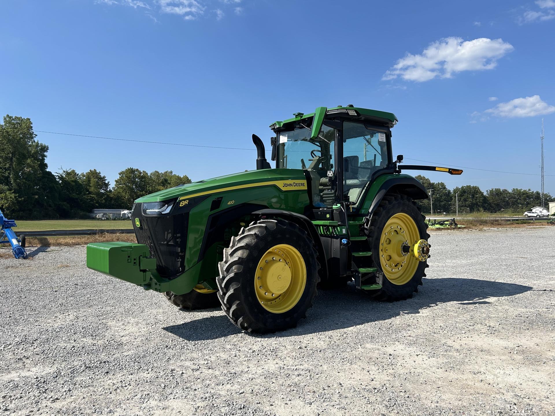 2023 John Deere 8R 410