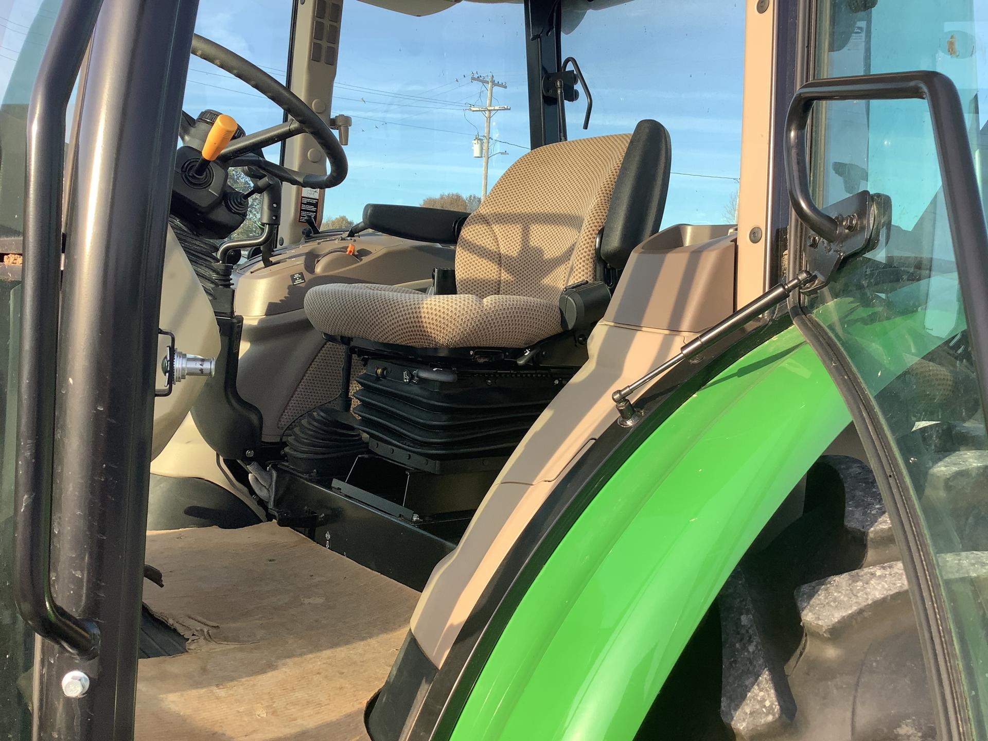 2022 John Deere 5090E Image