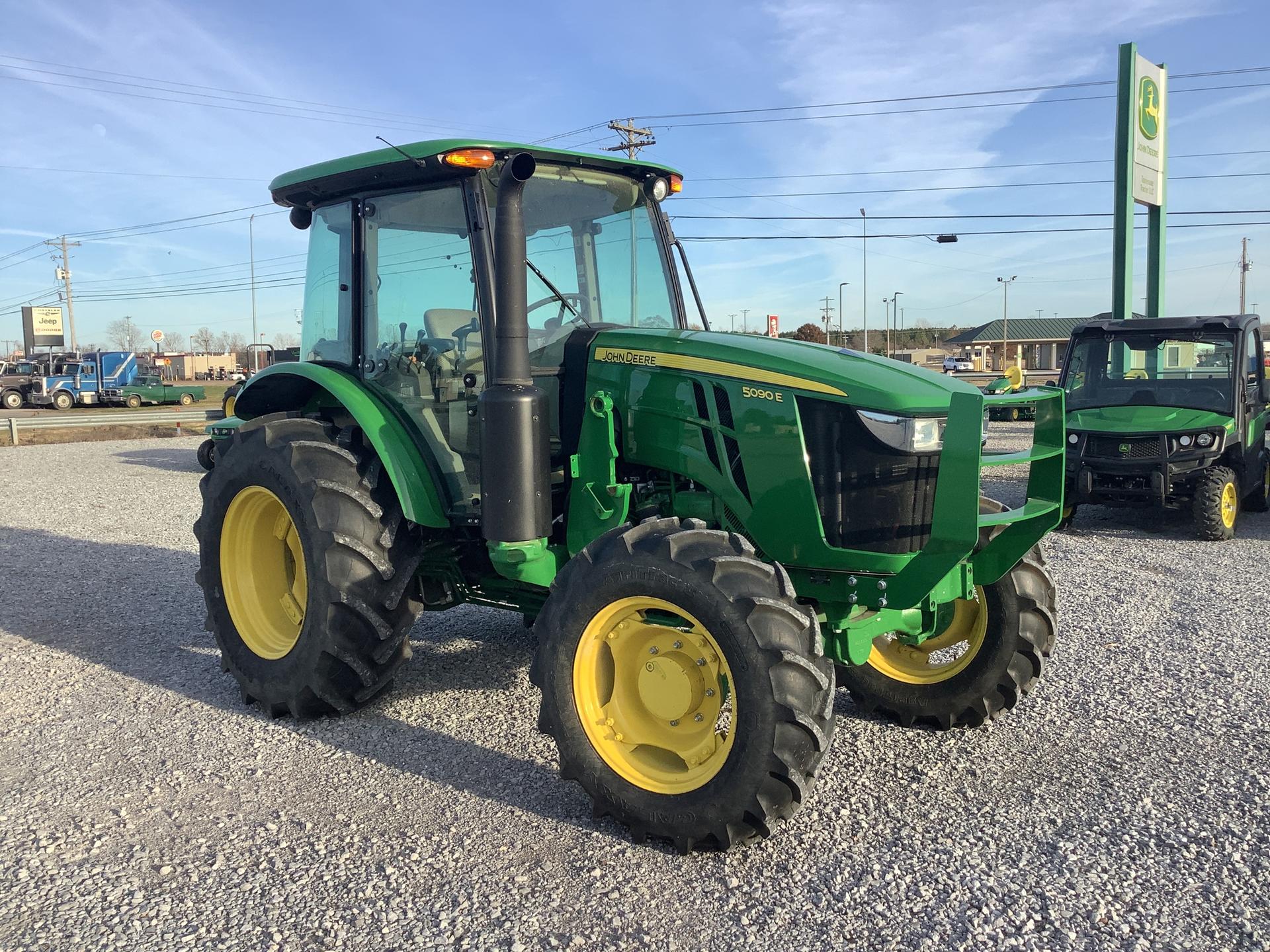 2022 John Deere 5090E Image