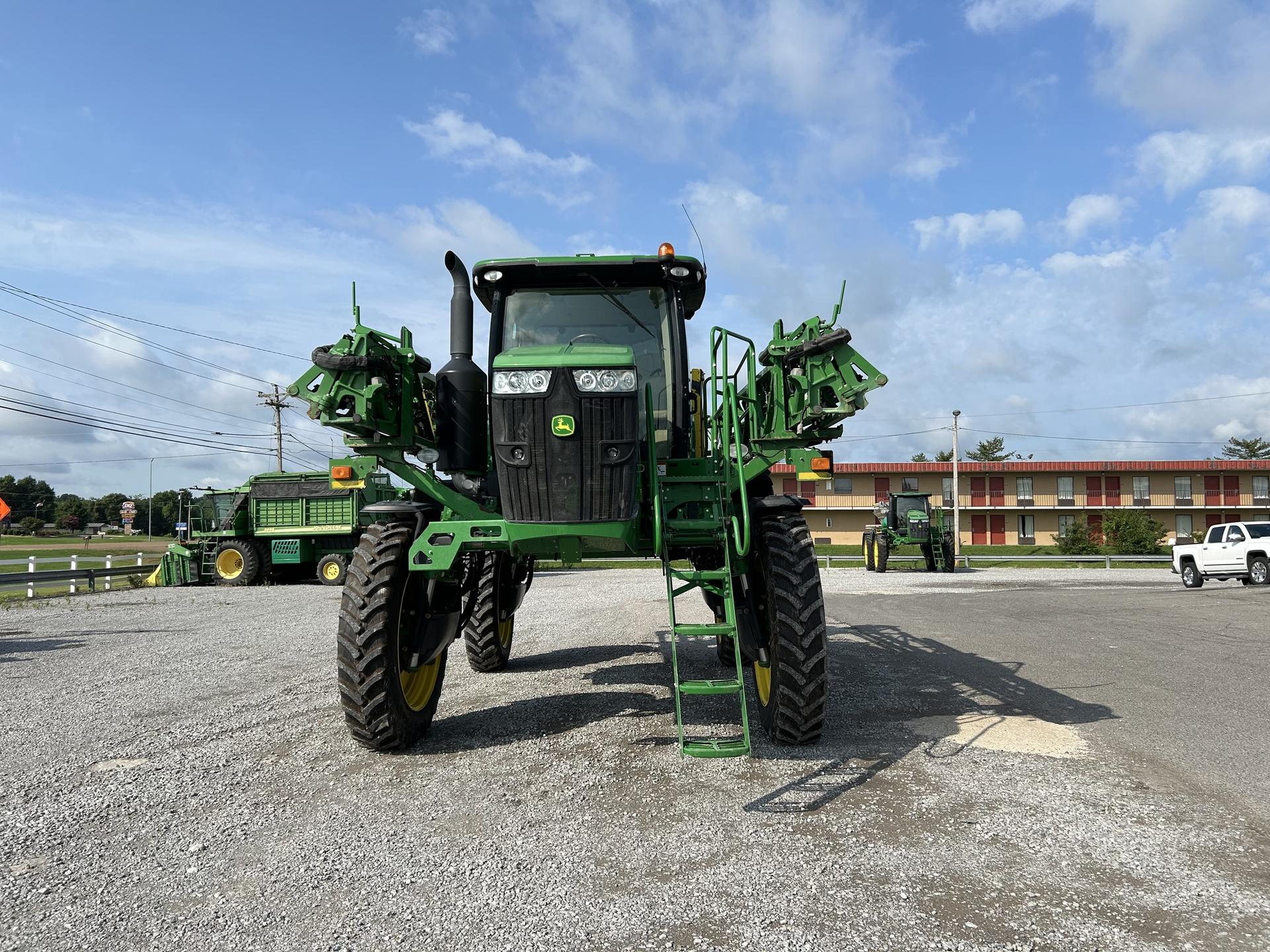 2014 John Deere R4030