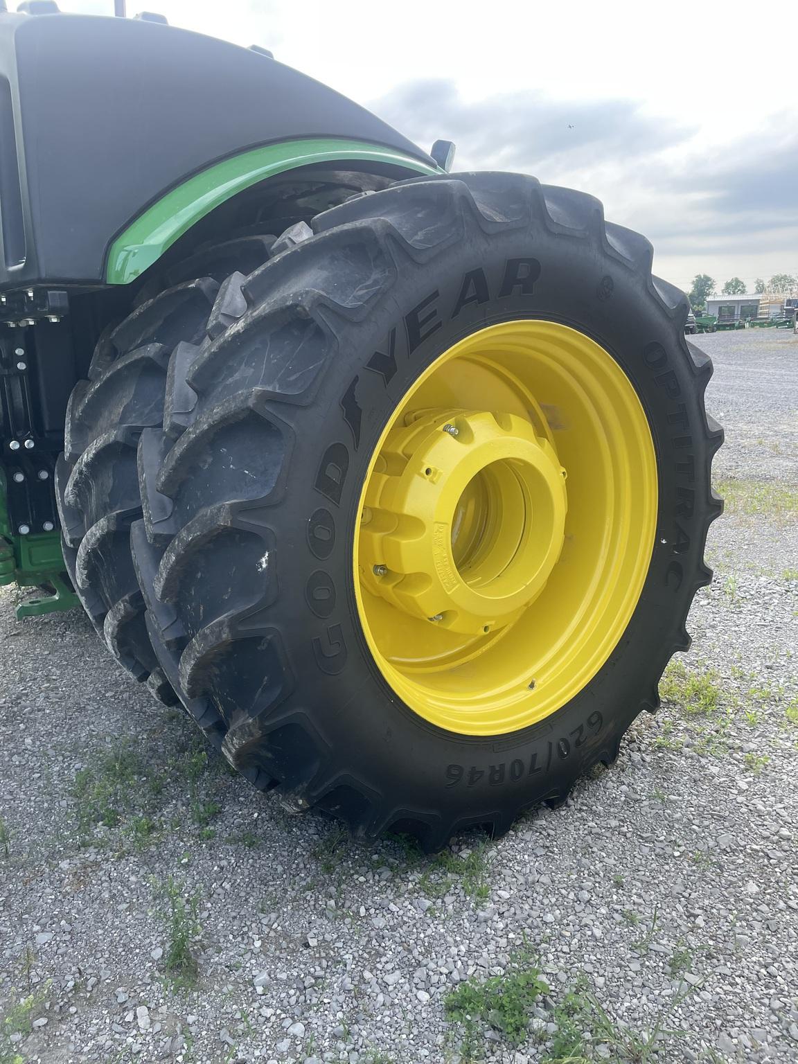 2022 John Deere 9R 440