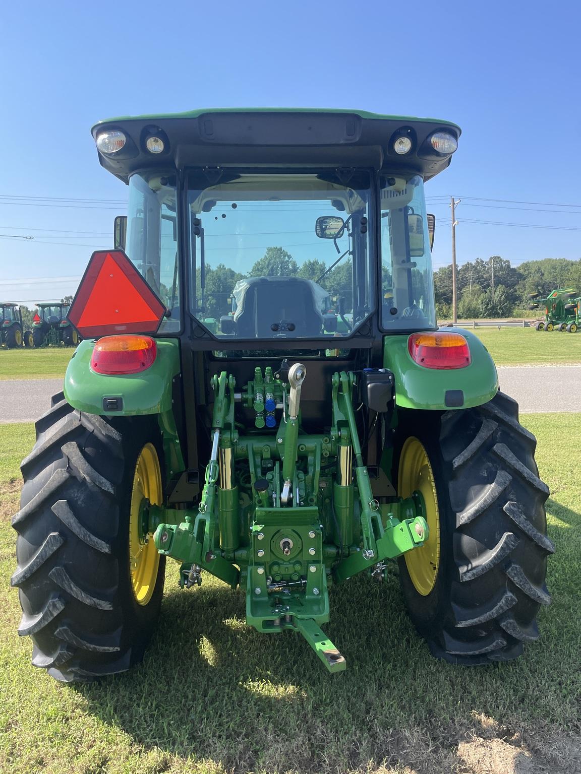 2022 John Deere 5115M