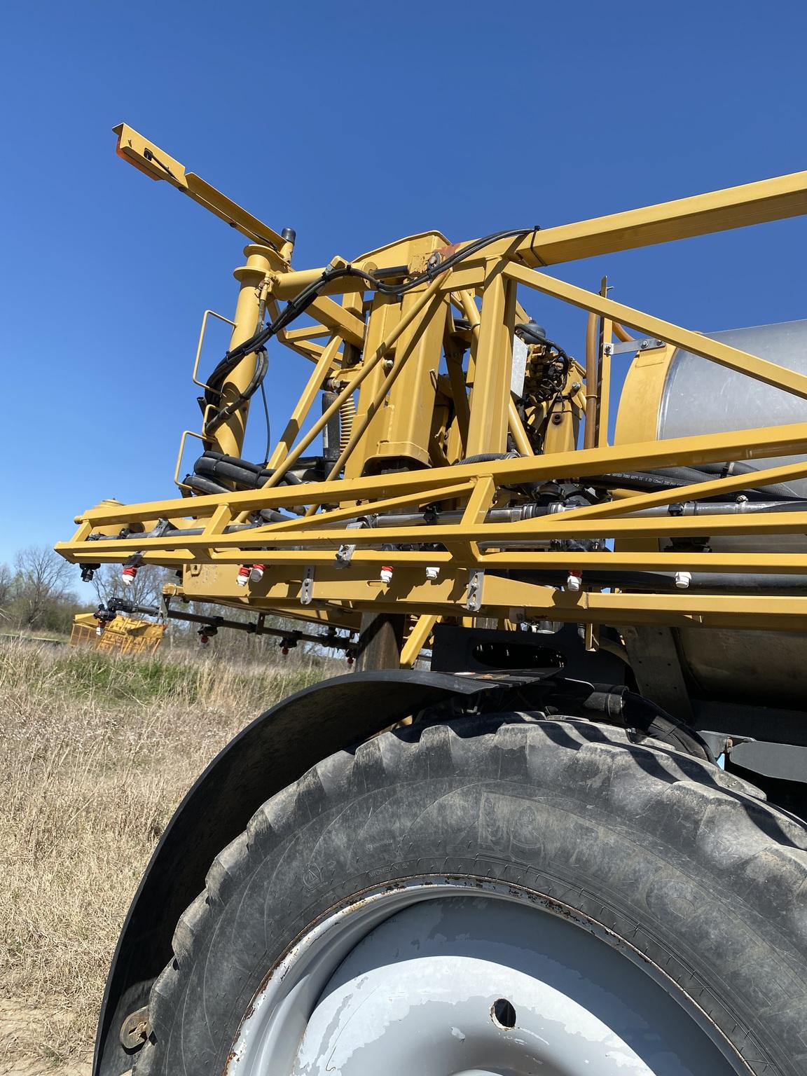 2017 RoGator 1100B