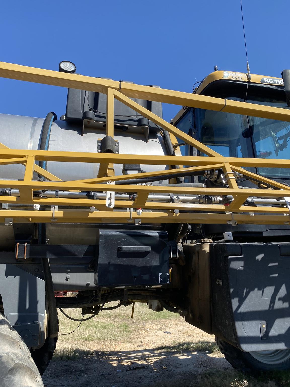 2017 RoGator 1100B