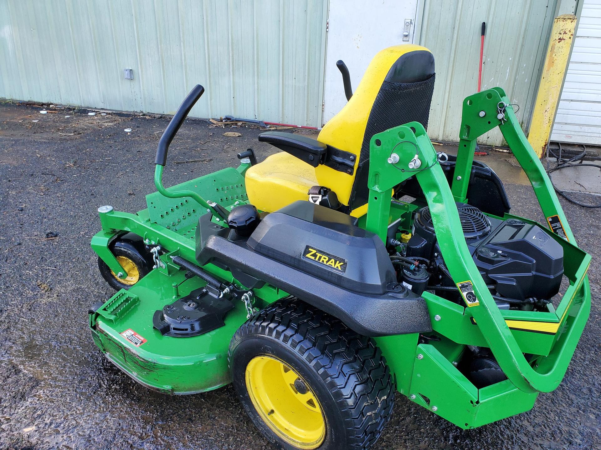 2019 John Deere Z730M