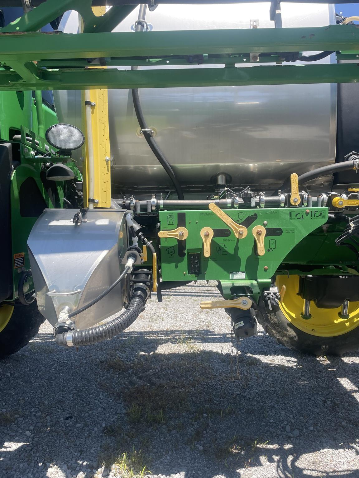 2018 John Deere R4038