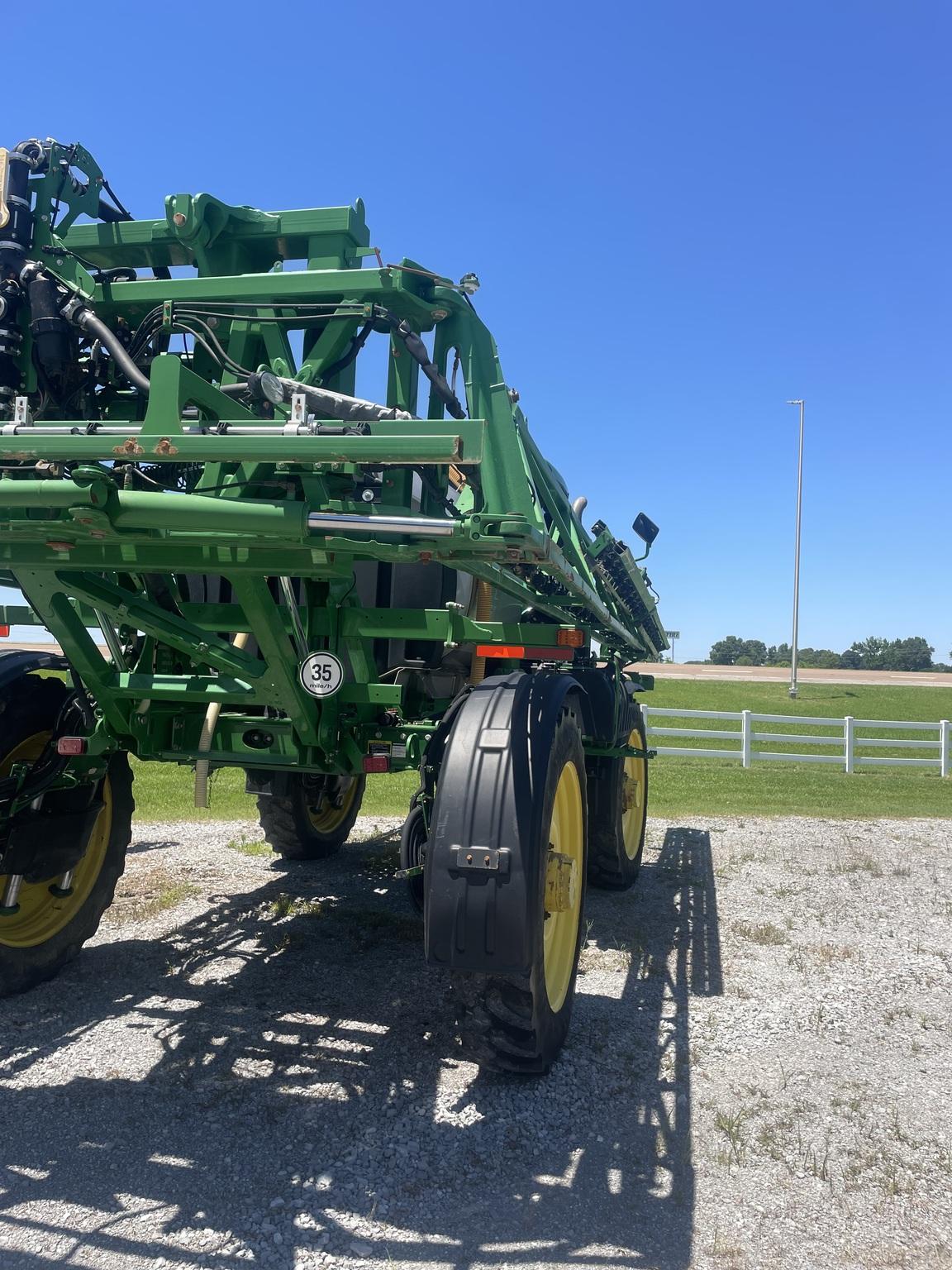 2018 John Deere R4038