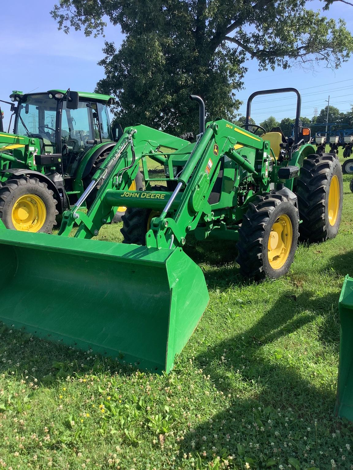 2022 John Deere 5090E