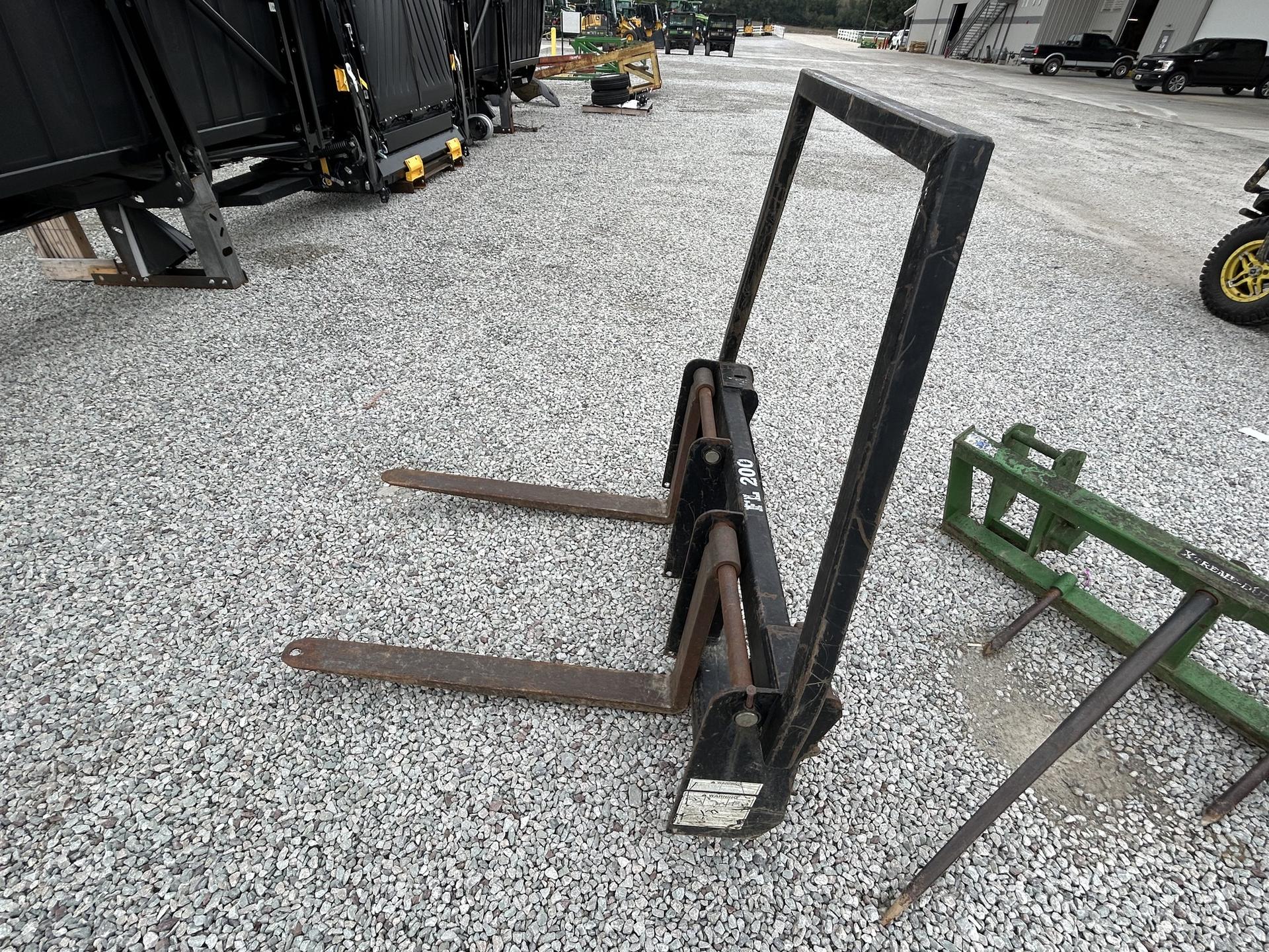 2014 Bush Hog Pallet Forks