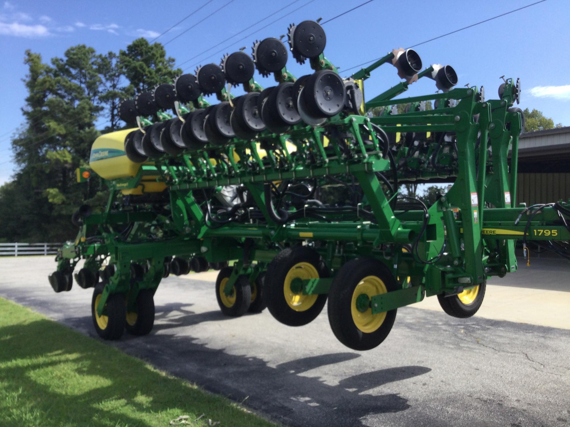 2018 John Deere 1795