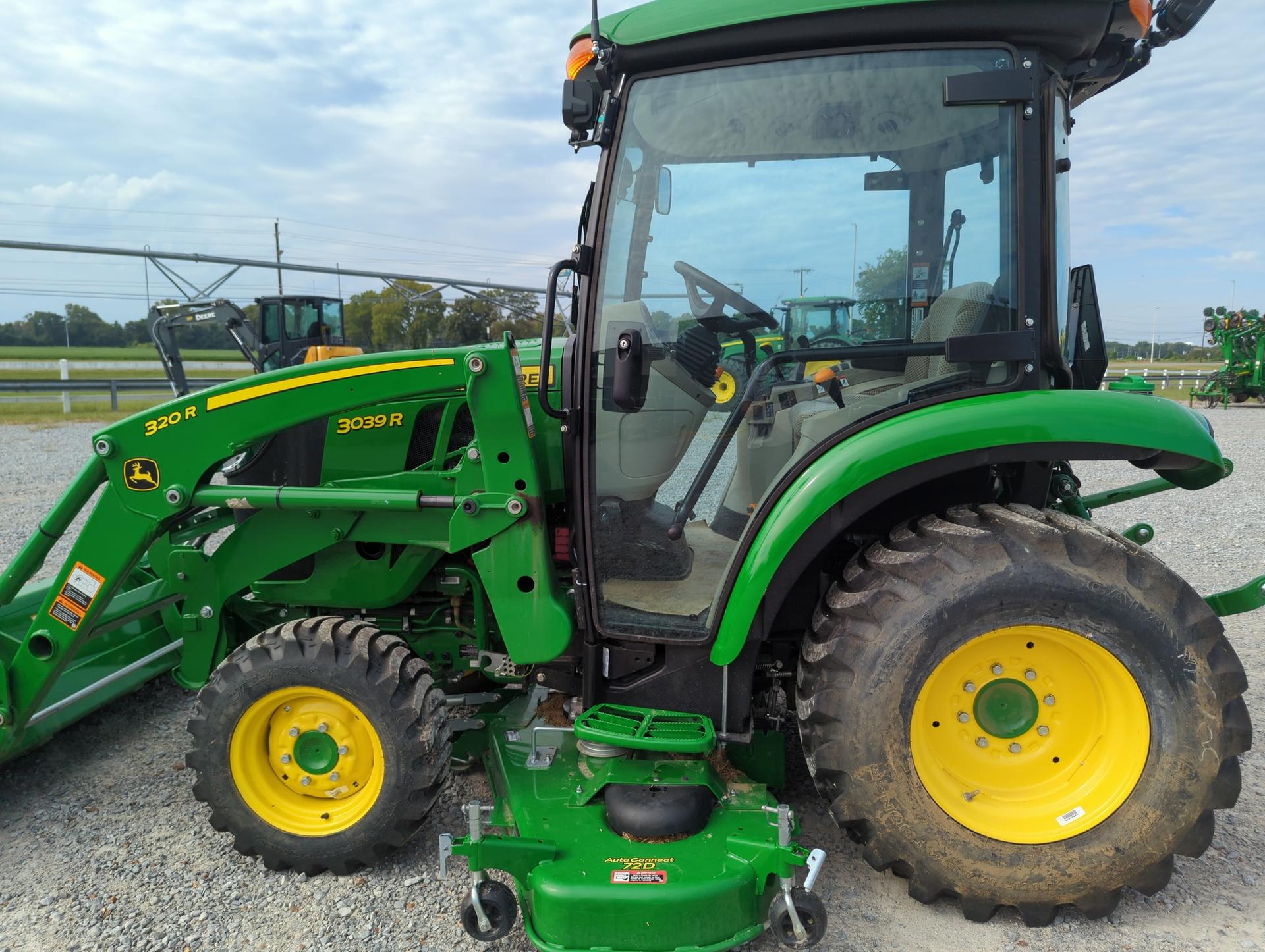 2023 John Deere 3039R