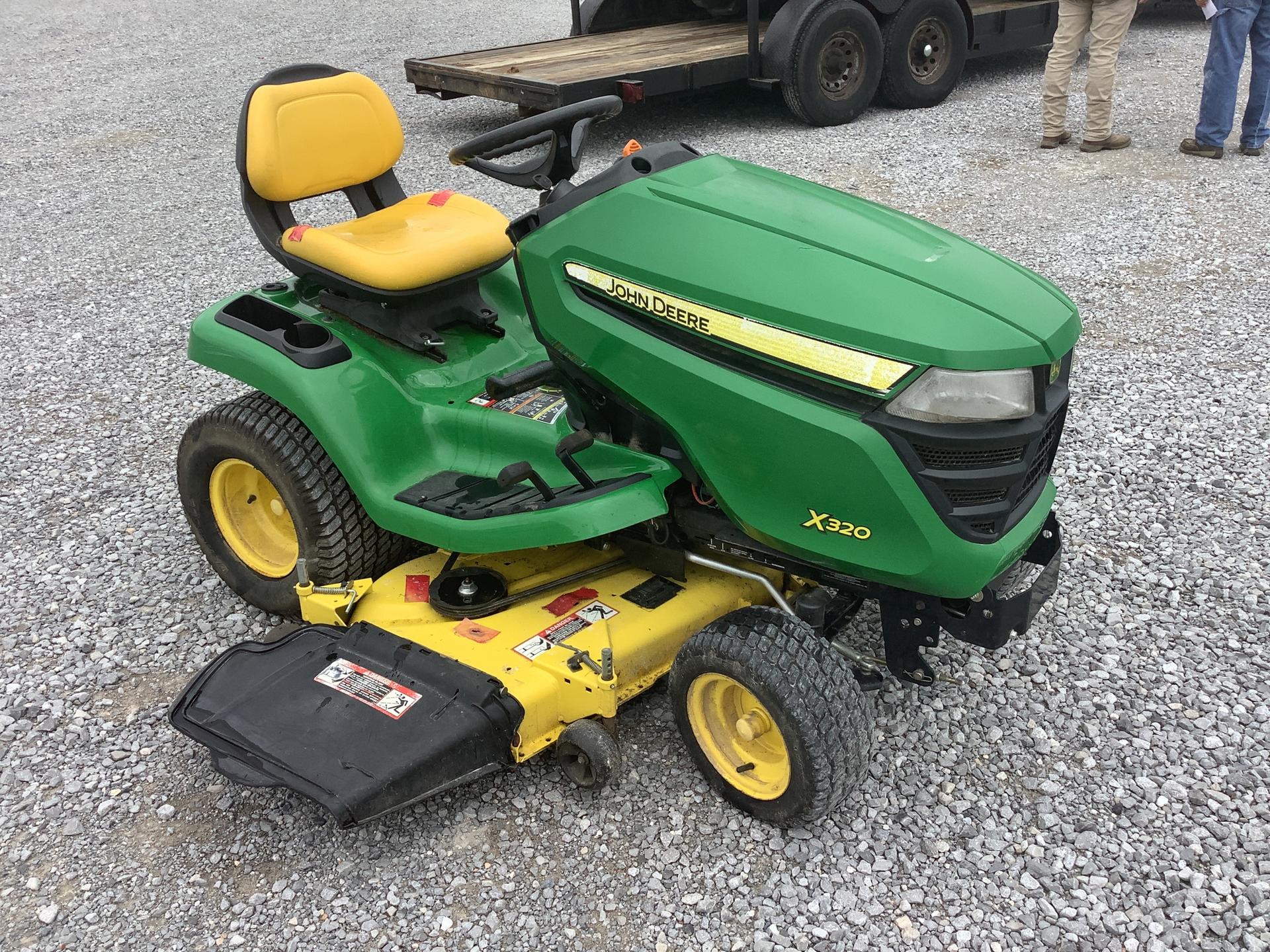 2014 John Deere X320