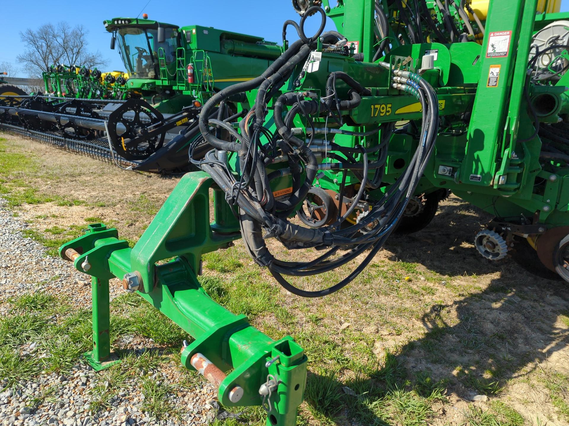 2019 John Deere 1795