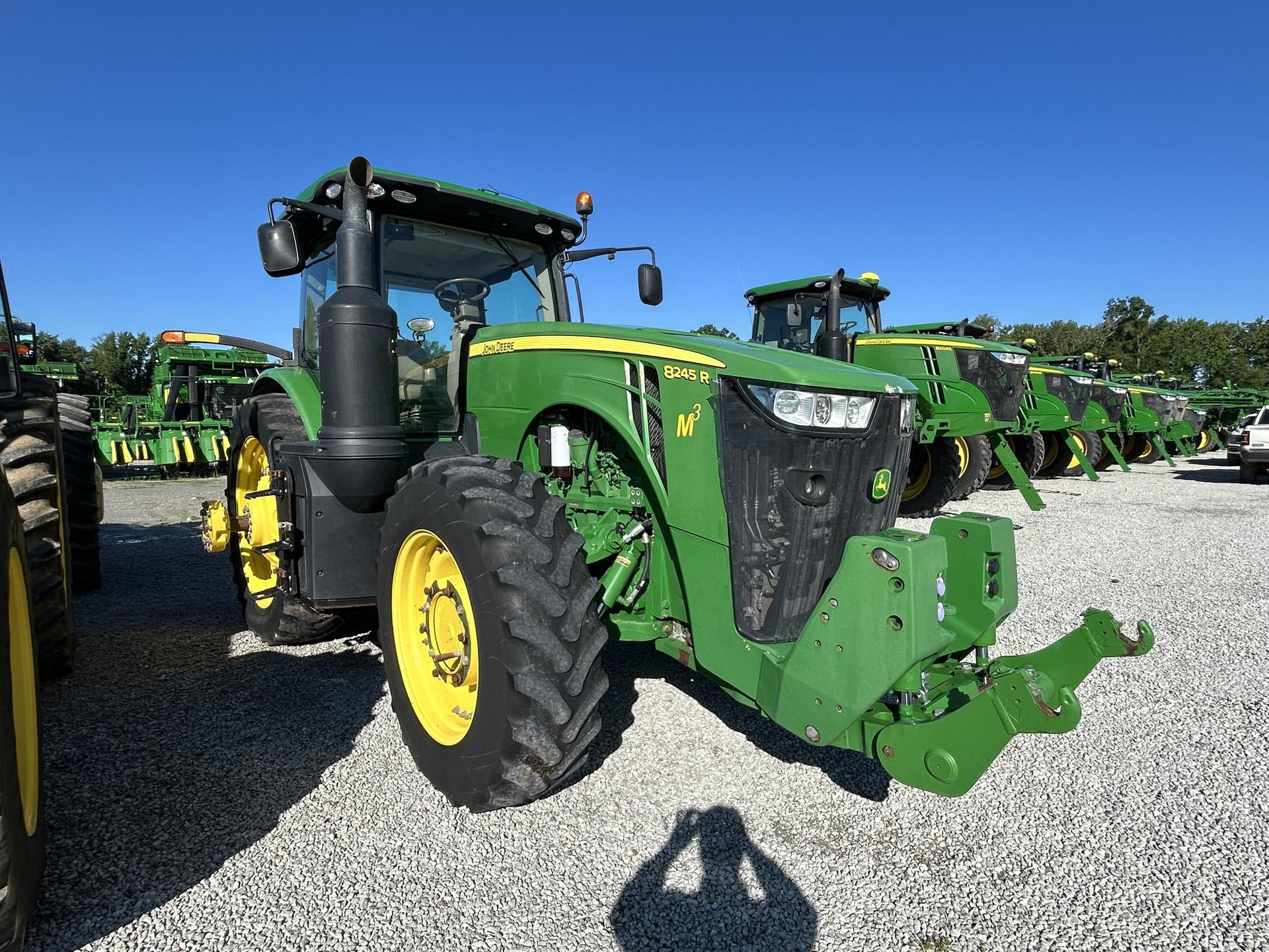 2017 John Deere 8245R