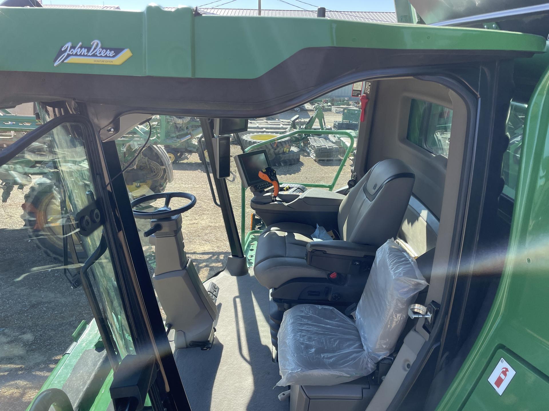 2023 John Deere X9 1100