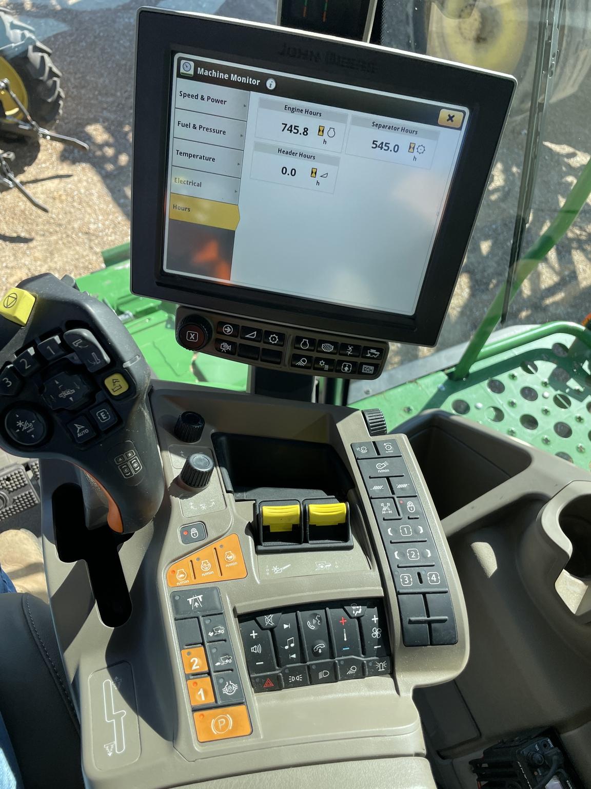 2023 John Deere X9 1100