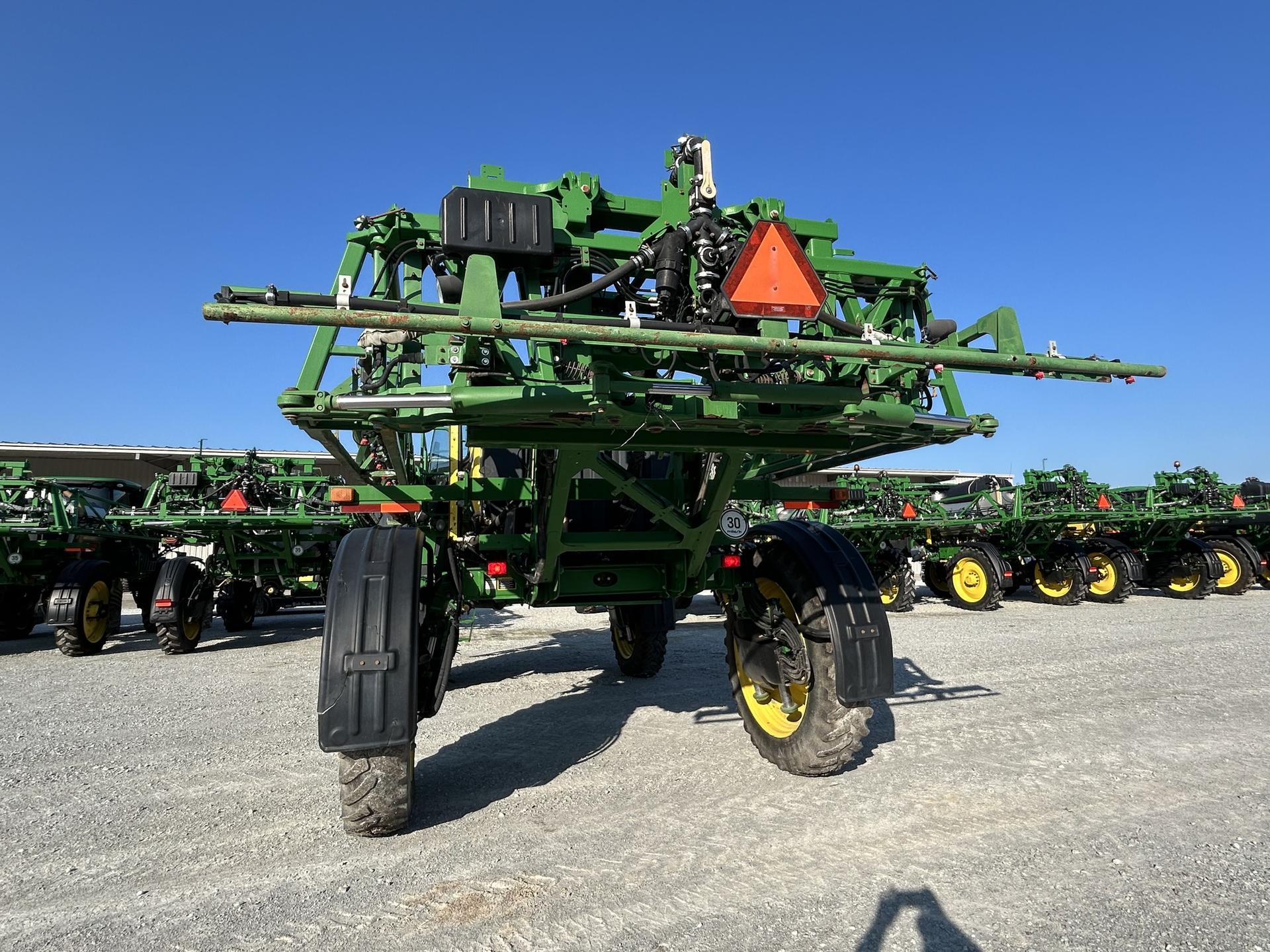 2014 John Deere R4030