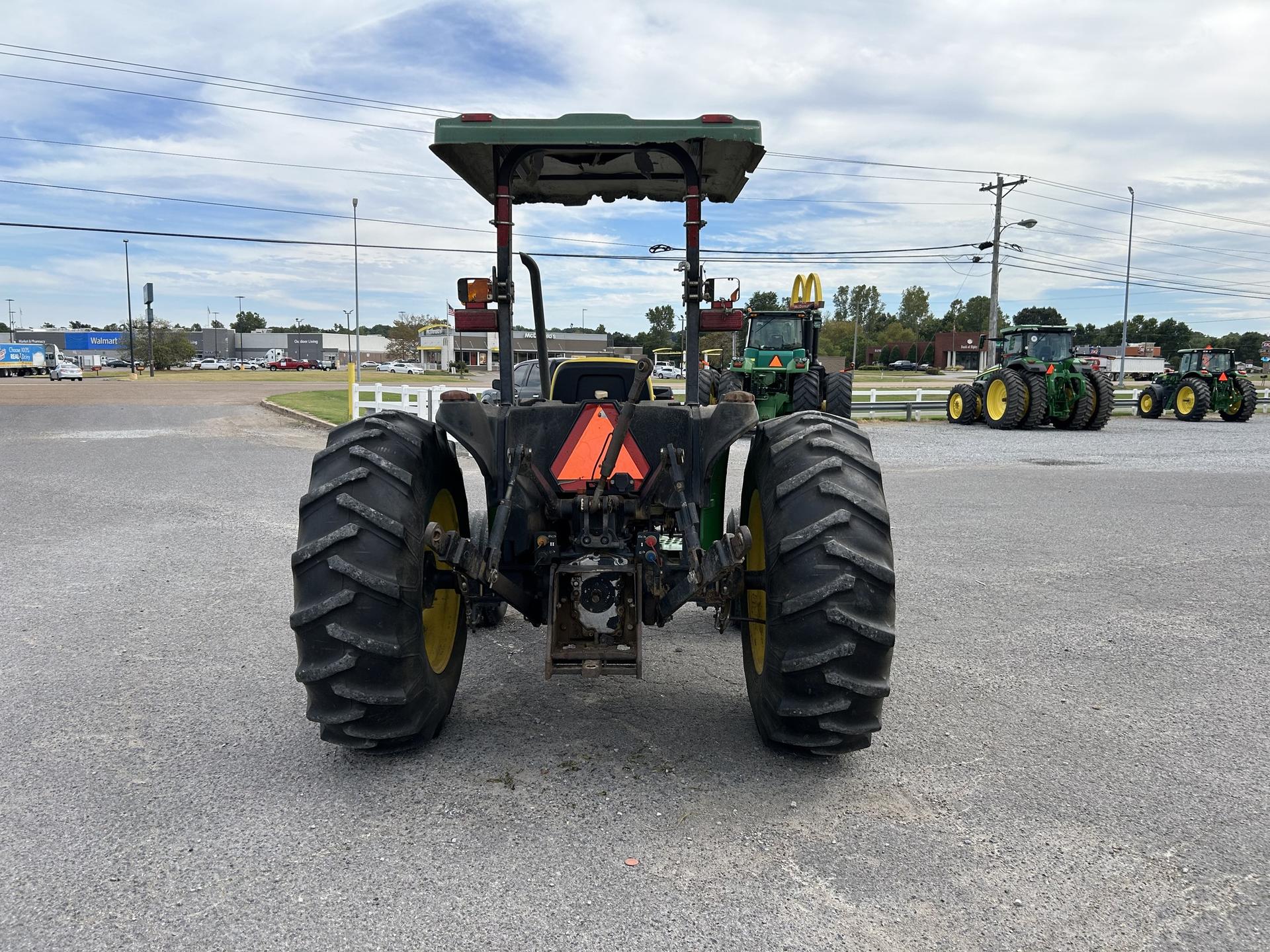 2000 John Deere 5205