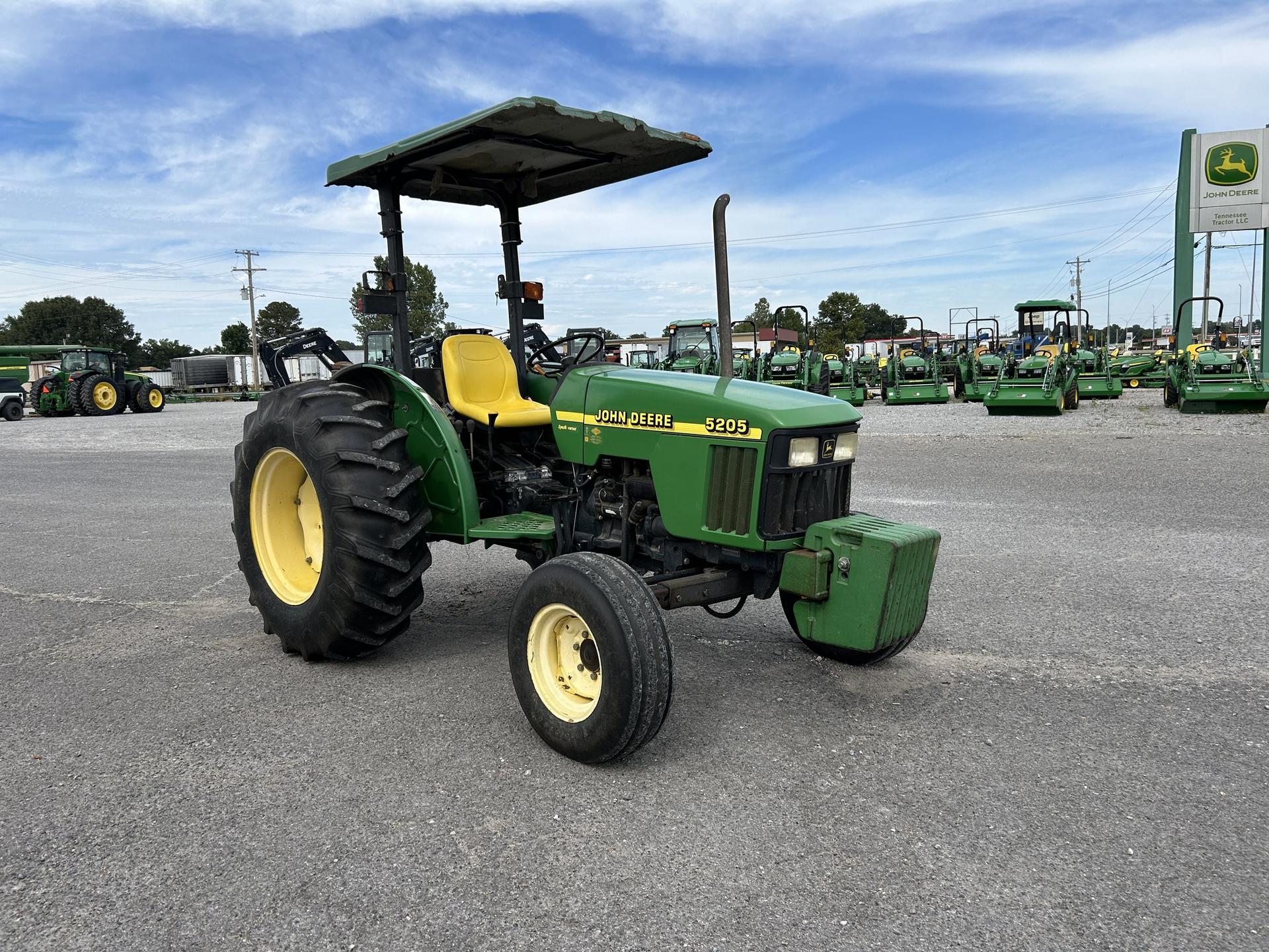 2000 John Deere 5205