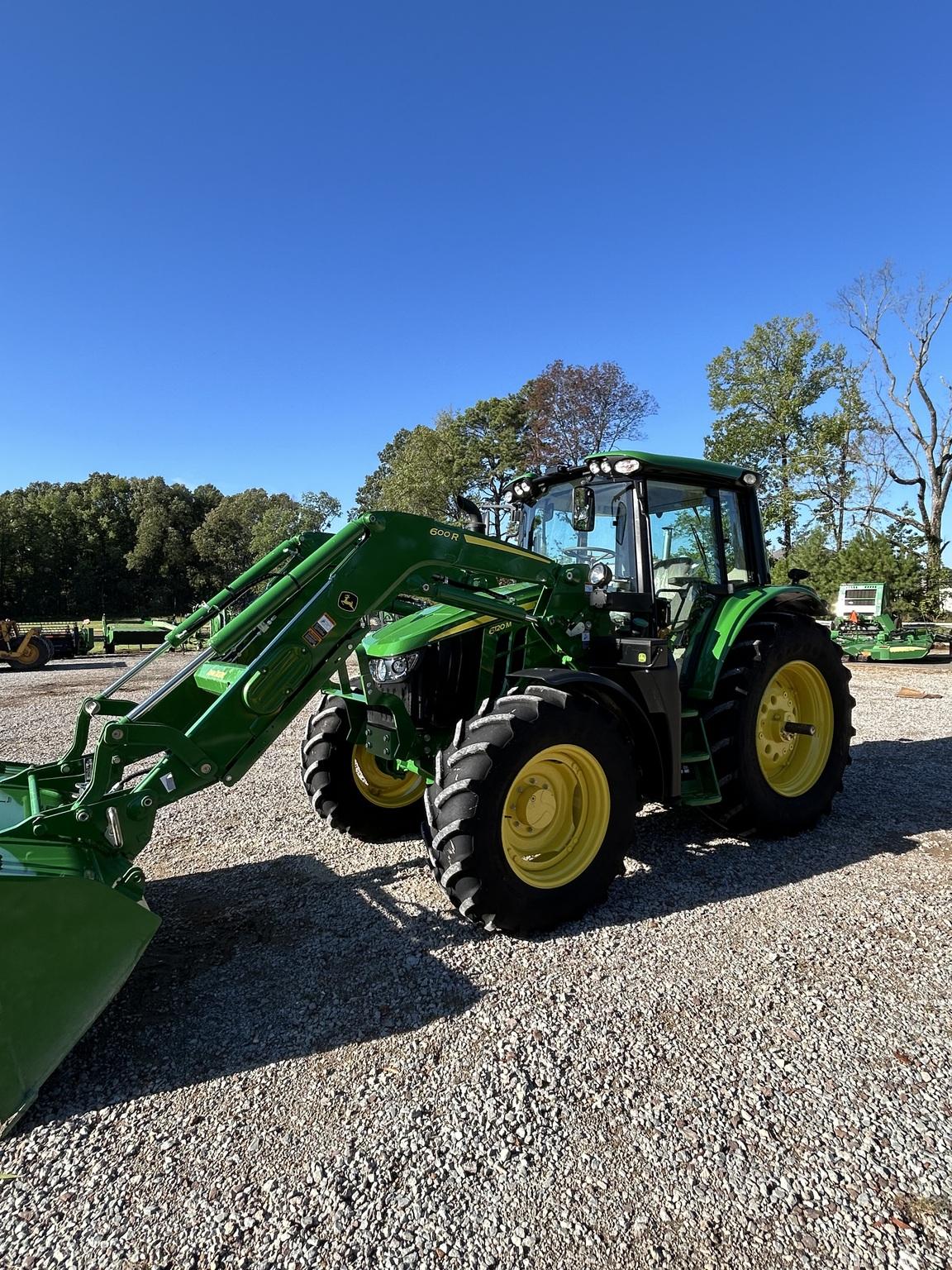 2023 John Deere 6120M