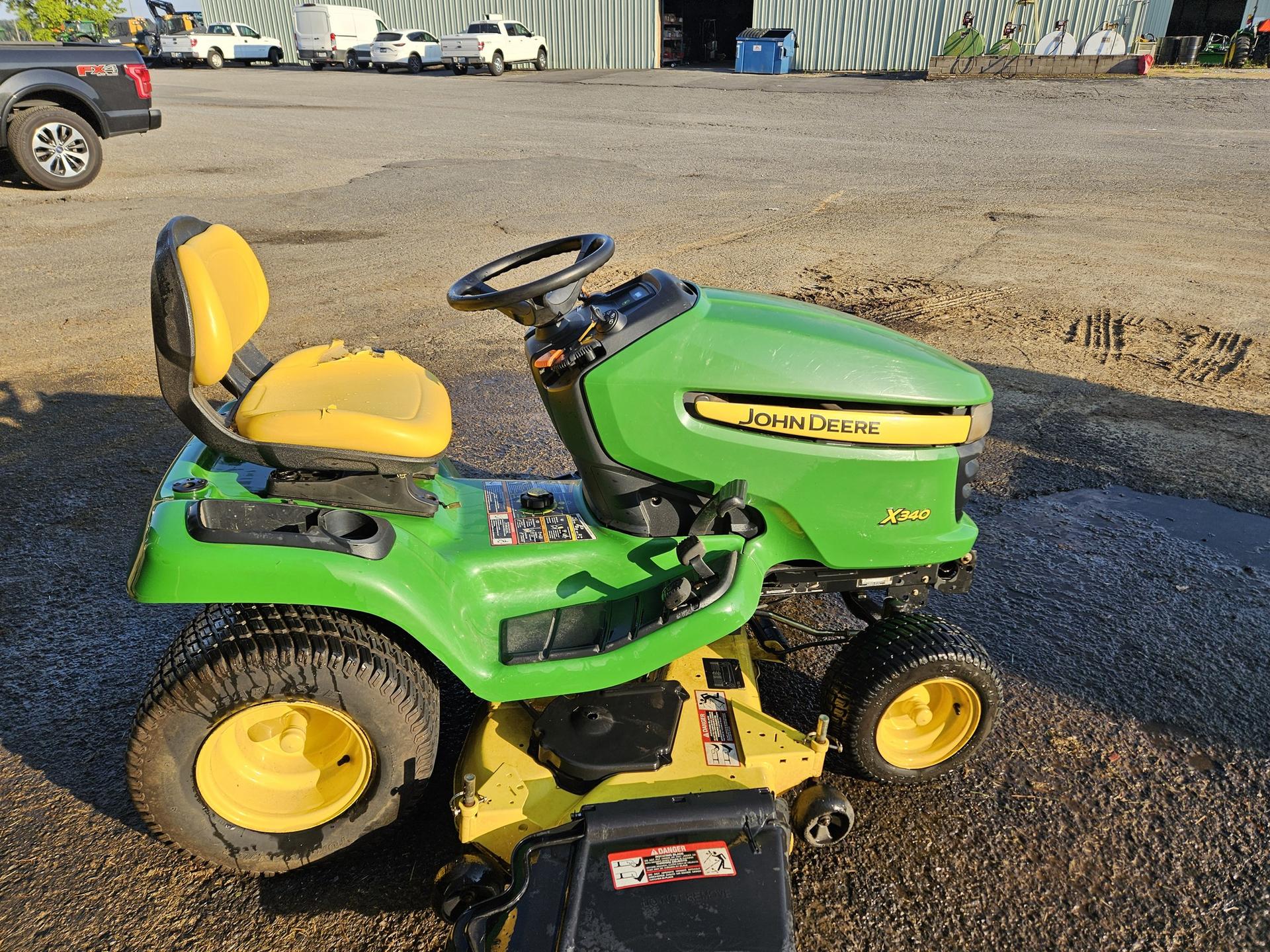 2009 John Deere X340