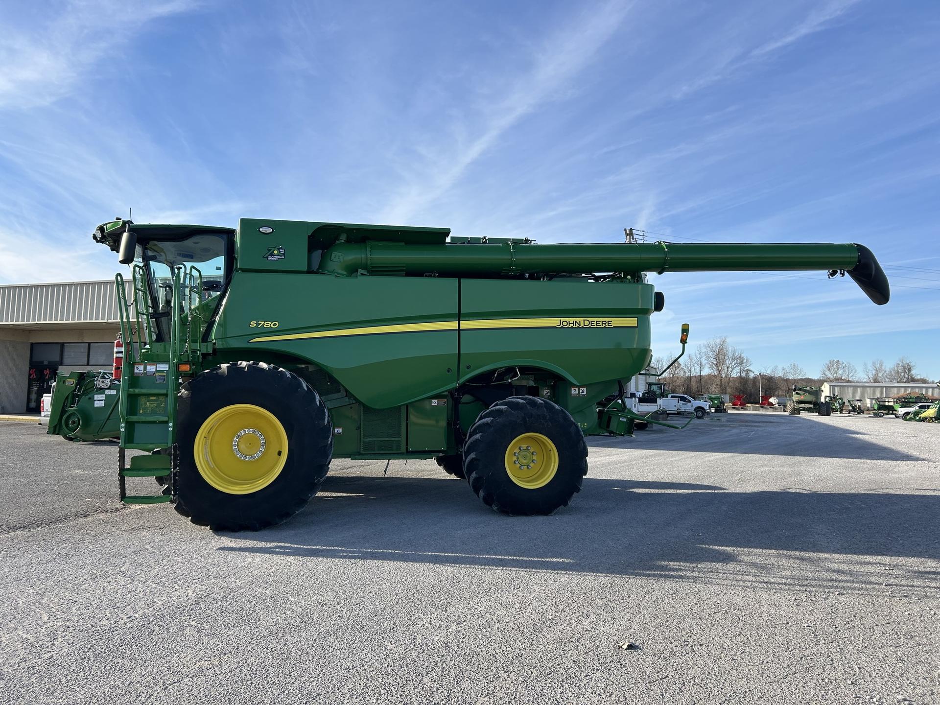 2022 John Deere S780 Image