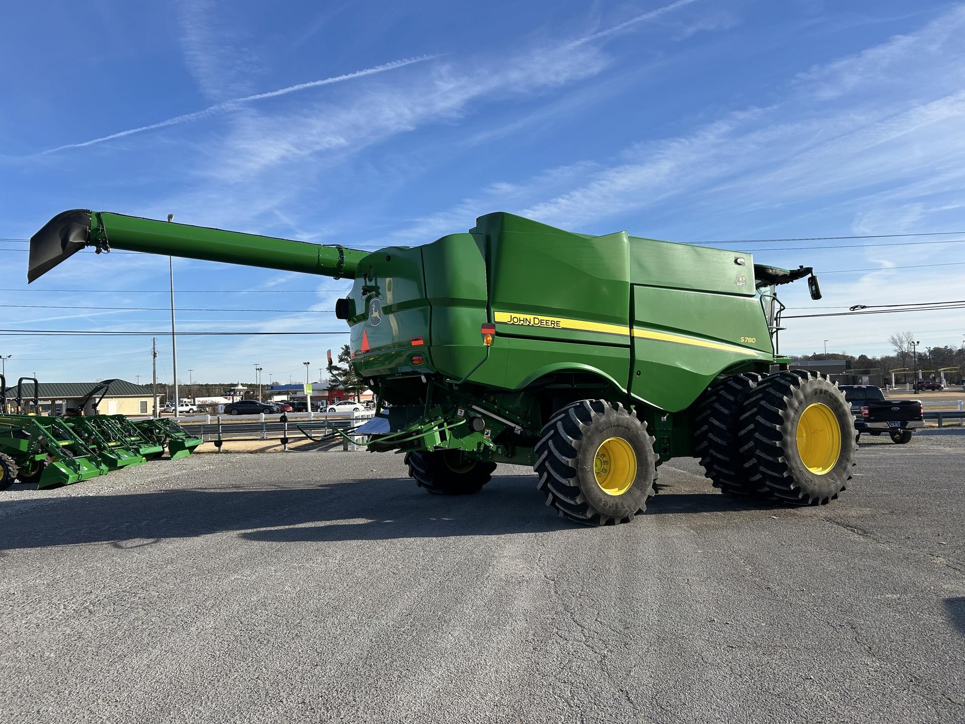 2022 John Deere S780 Image