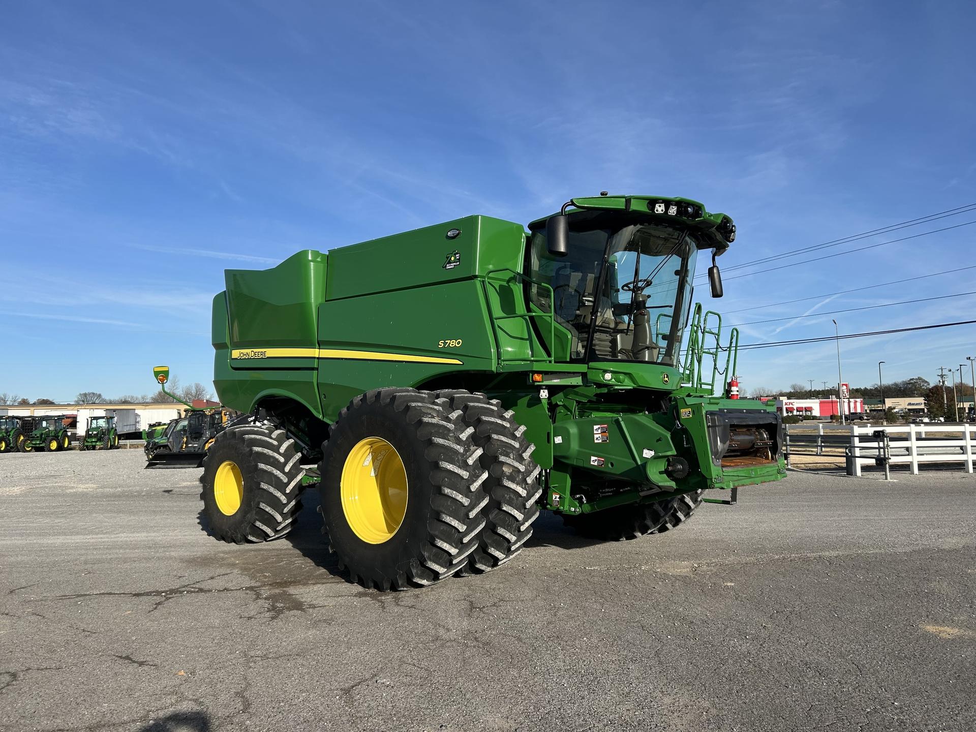 2022 John Deere S780 Image