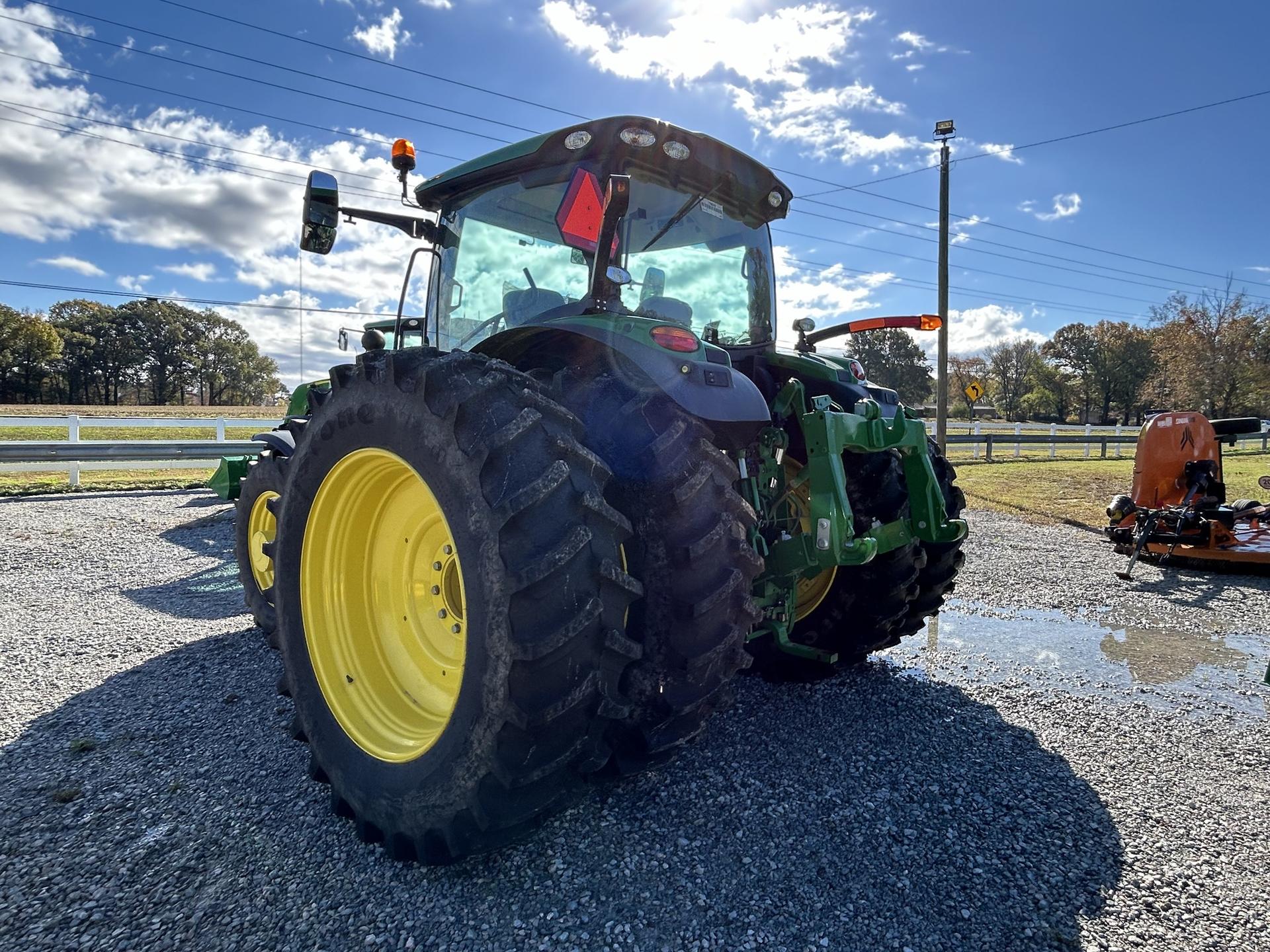 2023 John Deere 6R 155 Image